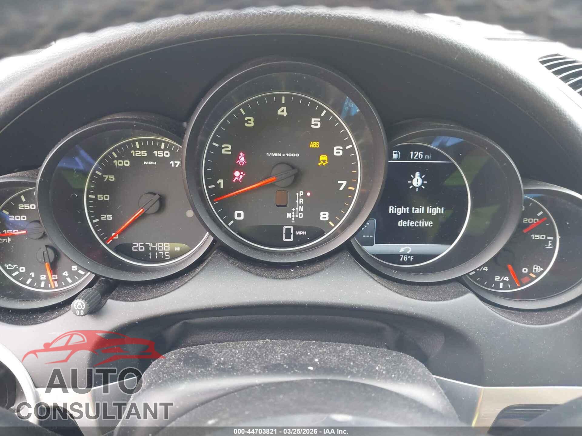 PORSCHE CAYENNE 2016 - WP1AA2A27GLA06219