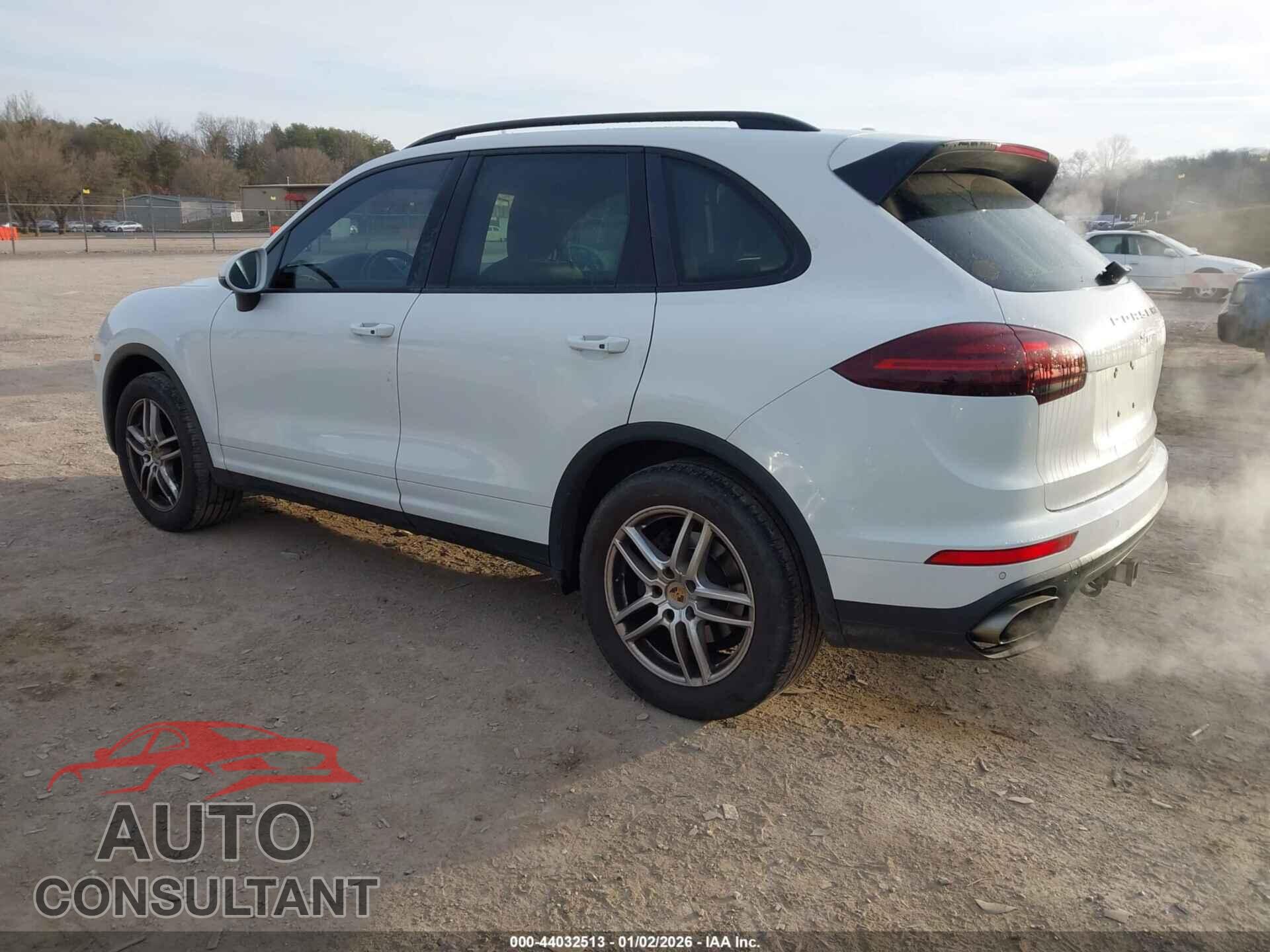 PORSCHE CAYENNE 2016 - WP1AA2A22GLA09738