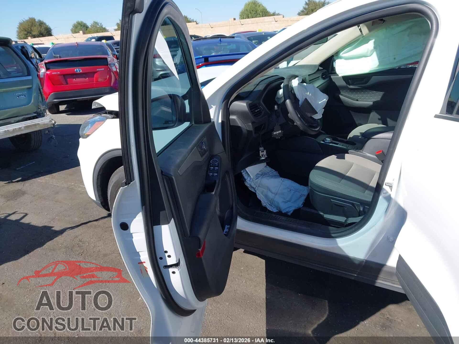 FORD ESCAPE 2020 - 1FMCU0F61LUA35572
