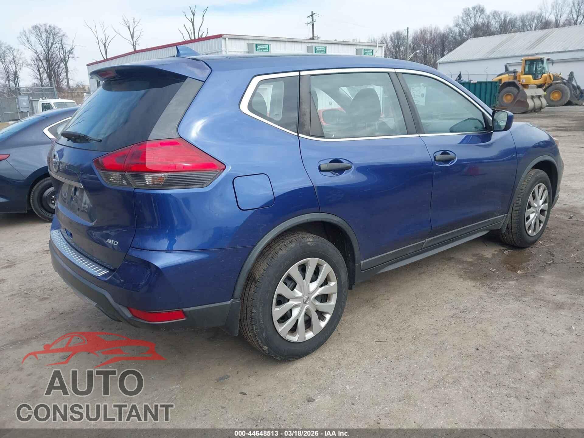 NISSAN ROGUE 2017 - KNMAT2MV2HP528395