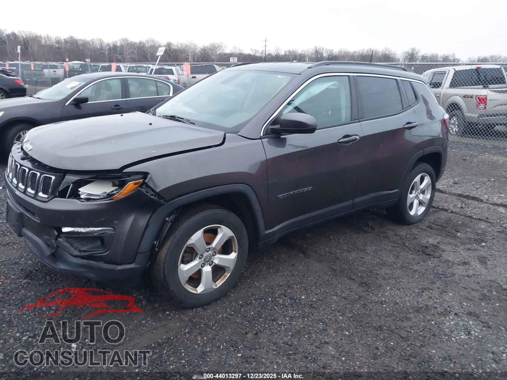 JEEP COMPASS 2018 - 3C4NJDBBXJT270916