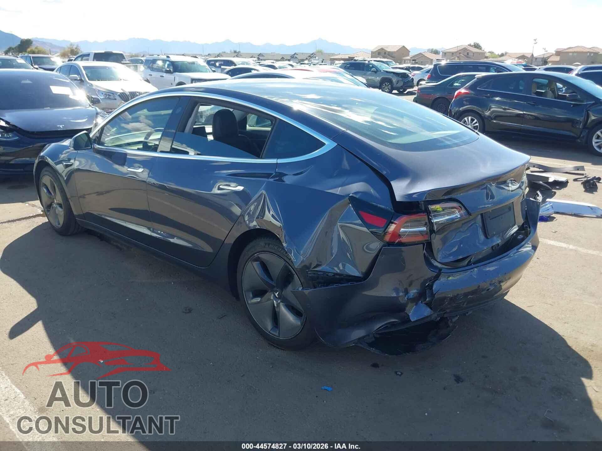 TESLA MODEL 3 2020 - 5YJ3E1EA5LF743541