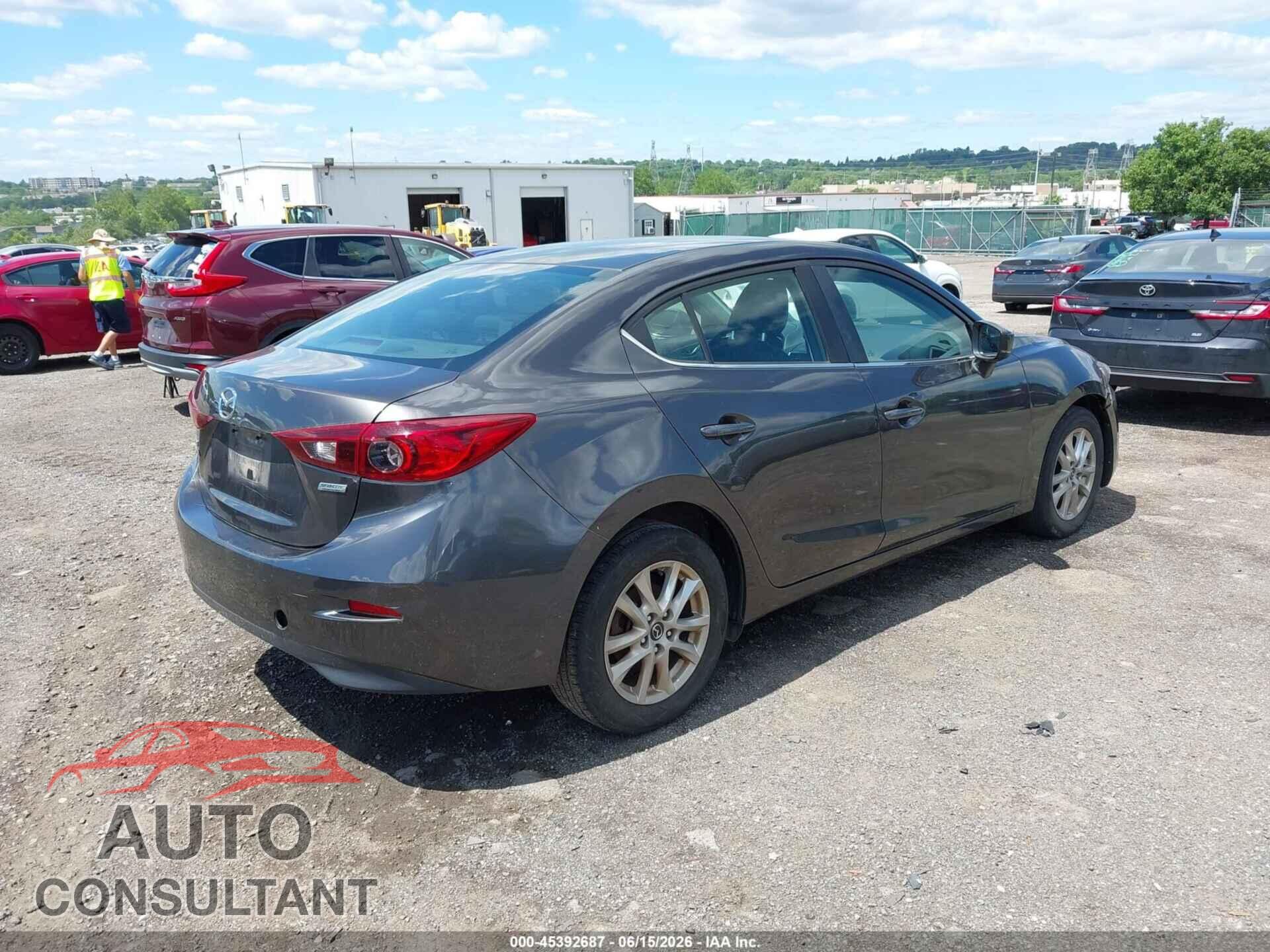 MAZDA MAZDA3 2017 - 3MZBN1U73HM109064