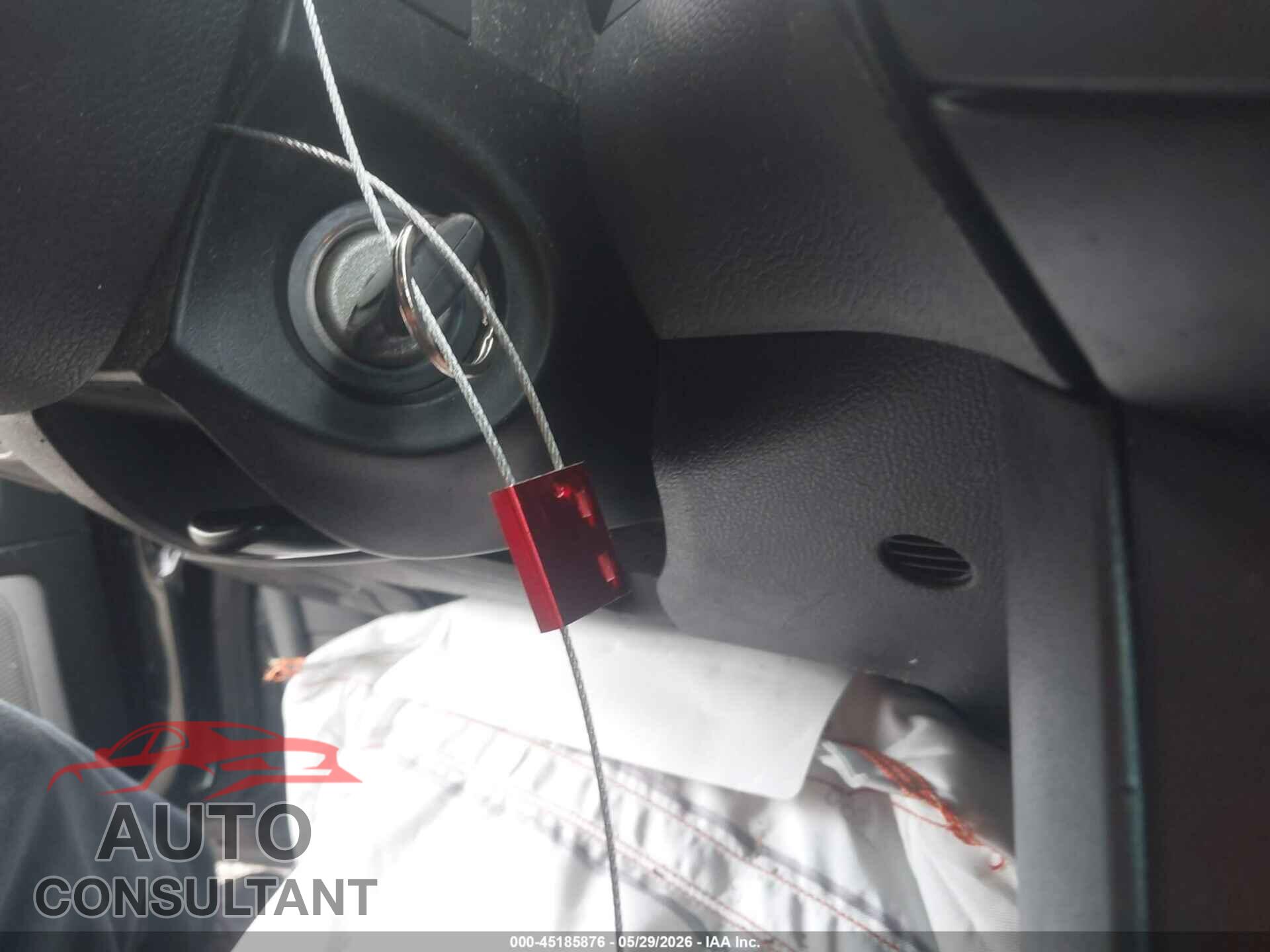 FORD FOCUS 2017 - 1FADP3E24HL219049