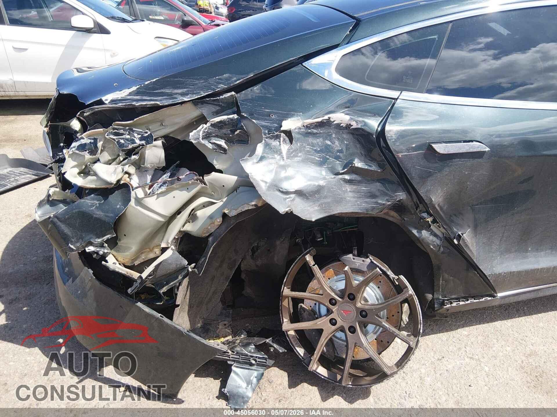 TESLA MODEL S 2013 - 5YJSA1CN7DFP06019
