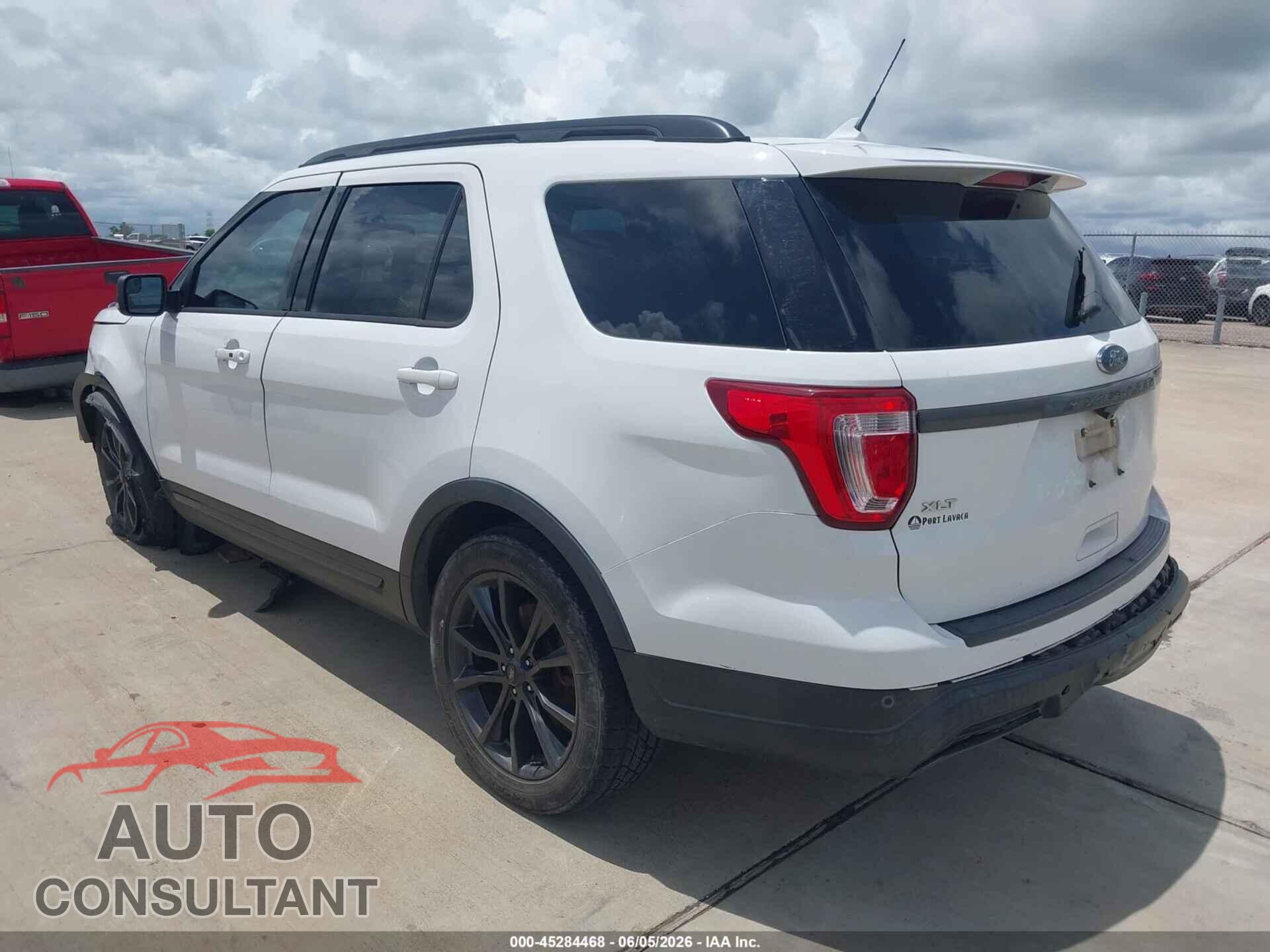 FORD EXPLORER 2018 - 1FM5K7D8XJGB30087