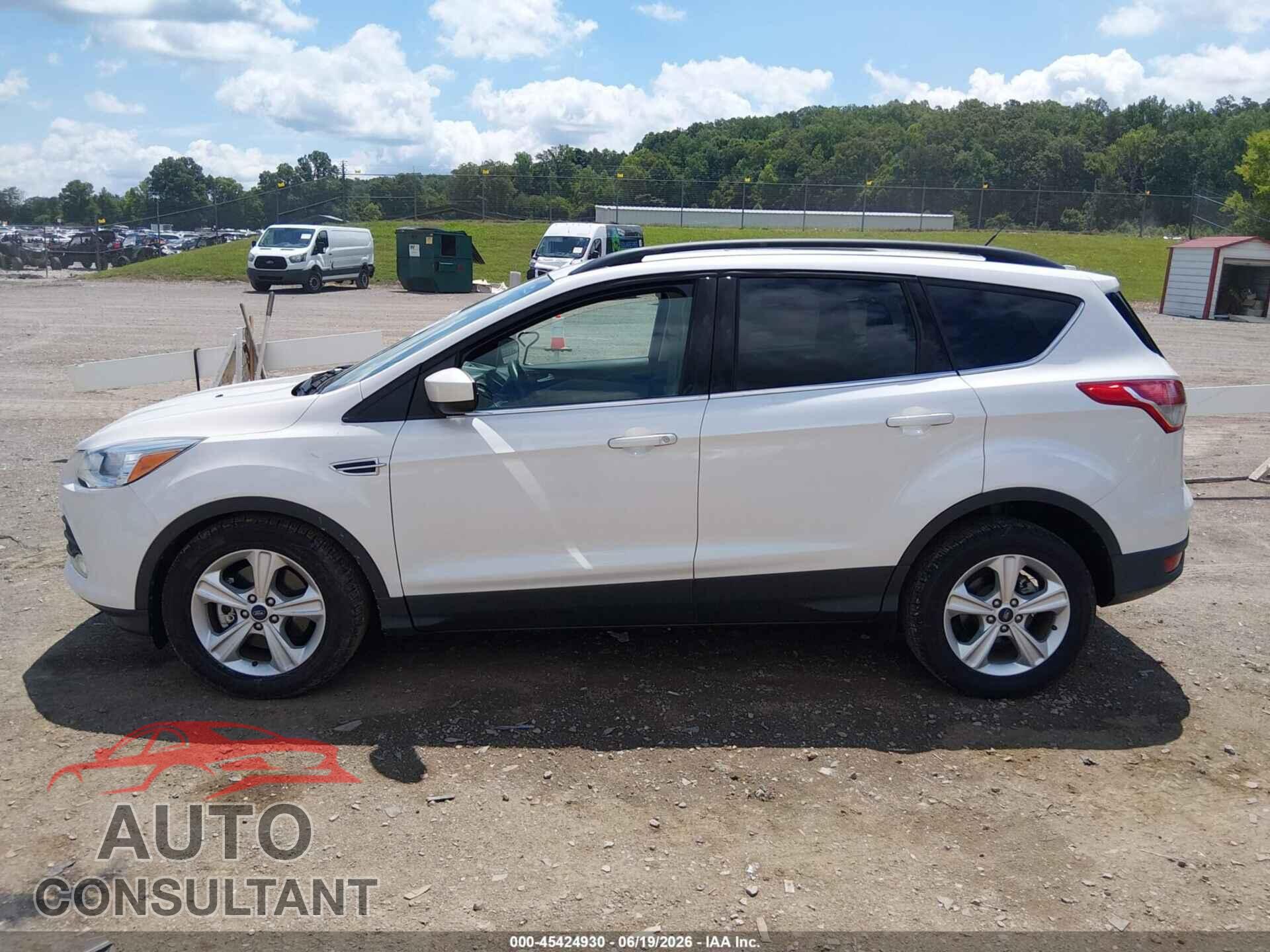 FORD ESCAPE 2015 - 1FMCU9G98FUC20008