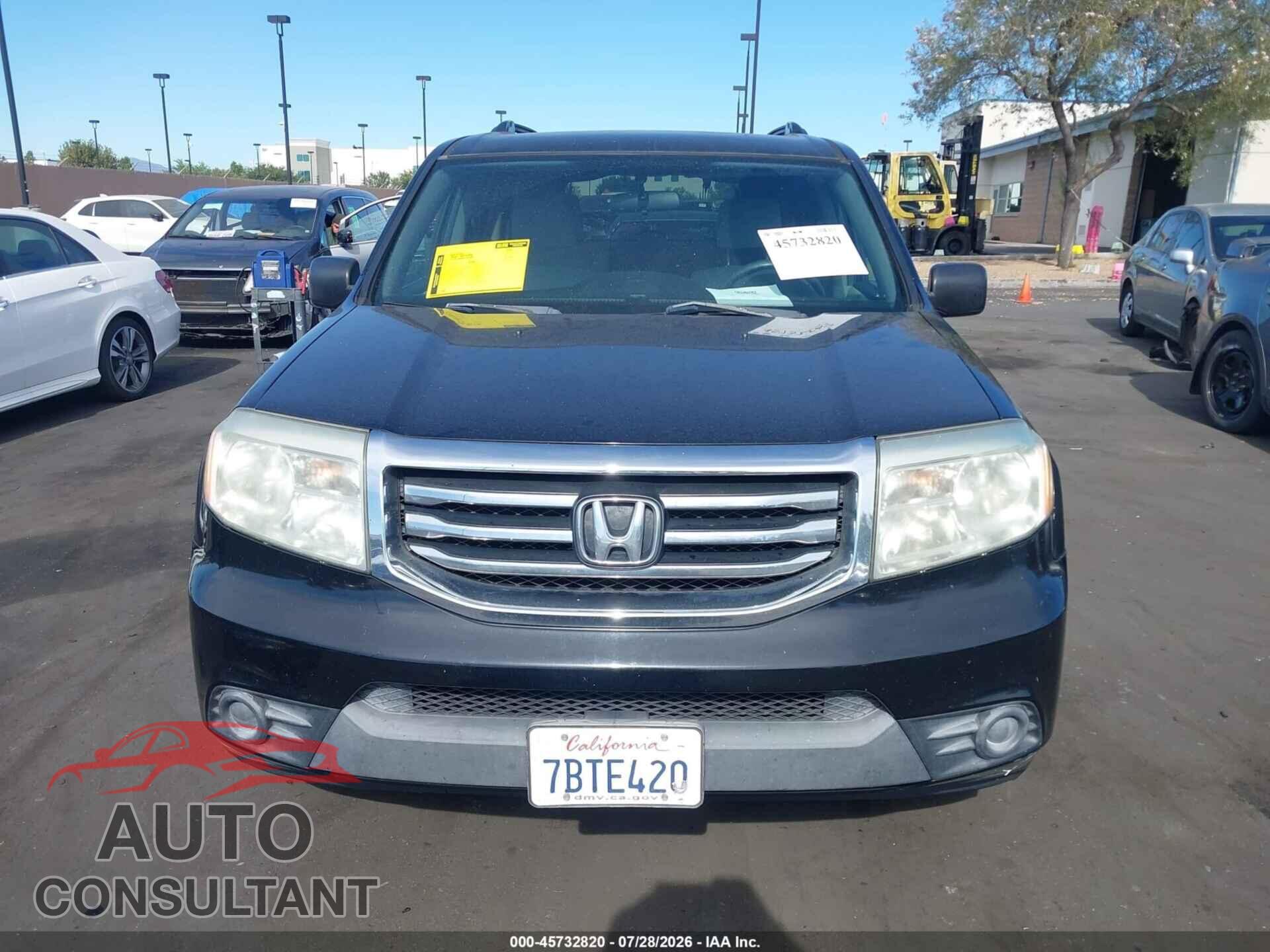 HONDA PILOT 2013 - 5FNYF3H28DB036809