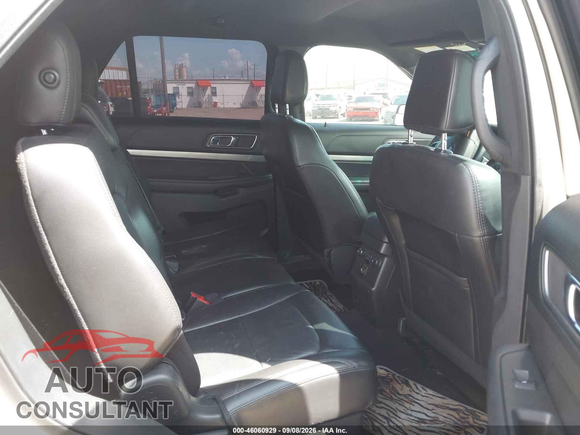 FORD EXPLORER 2018 - 1FM5K7D85JGB88205
