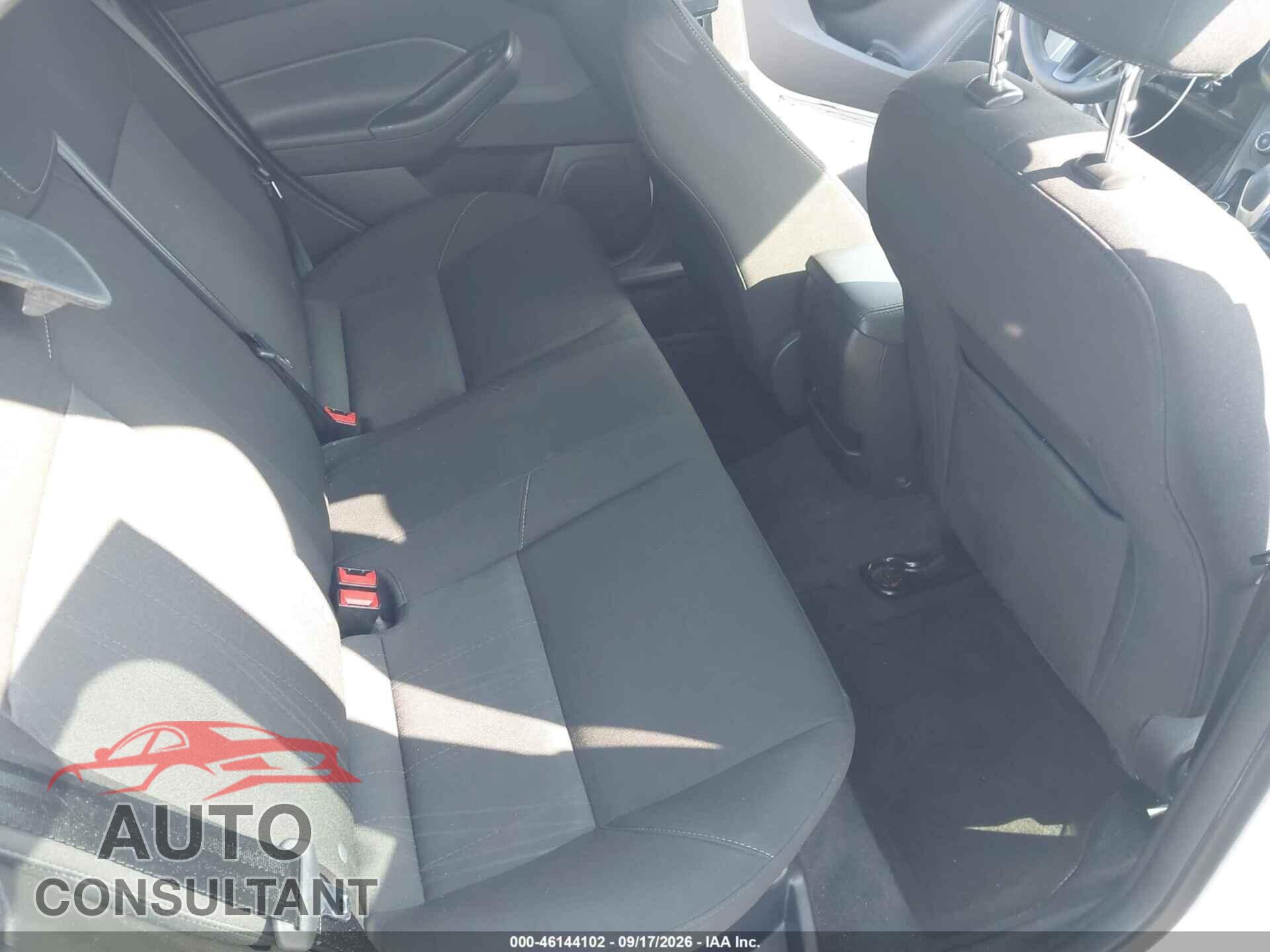 FORD FOCUS 2017 - 1FADP3F2XHL300040