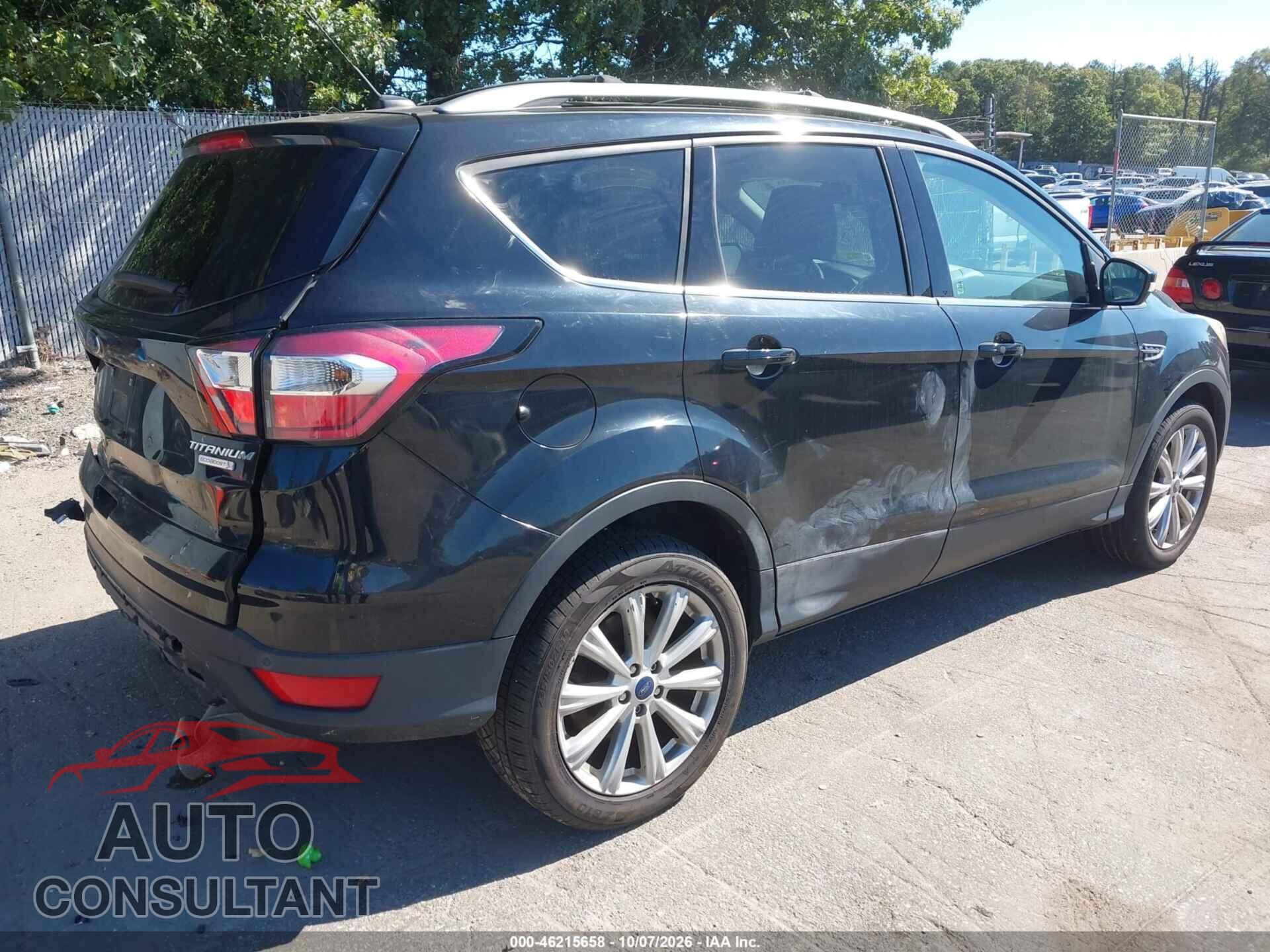 FORD ESCAPE 2017 - 1FMCU0JD5HUC20074