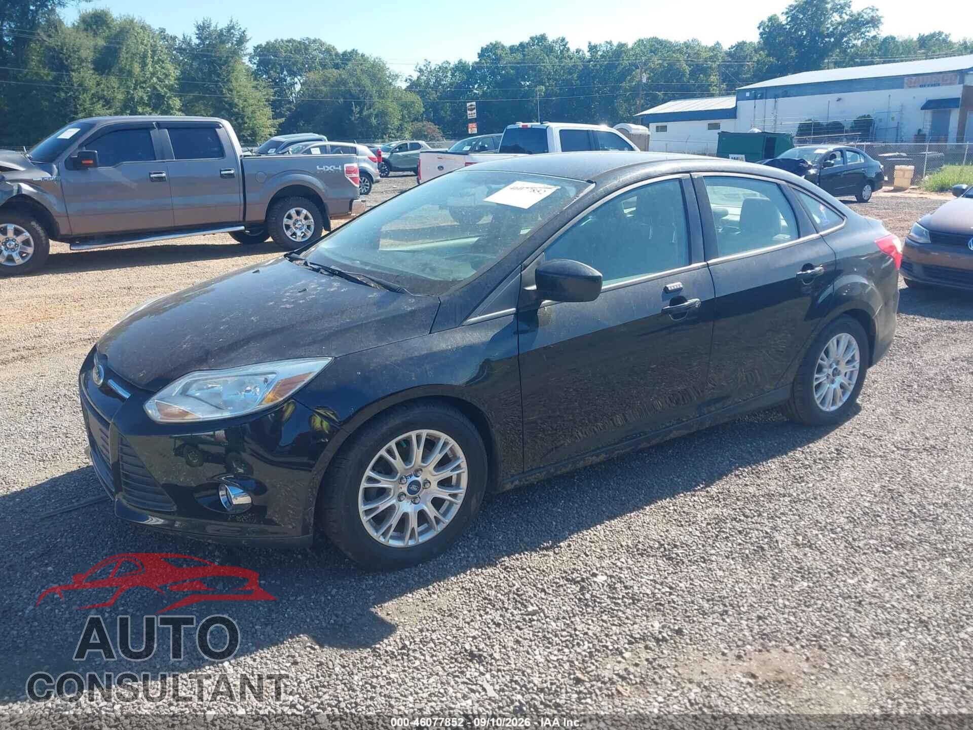 FORD FOCUS 2012 - 1FAHP3F24CL374614