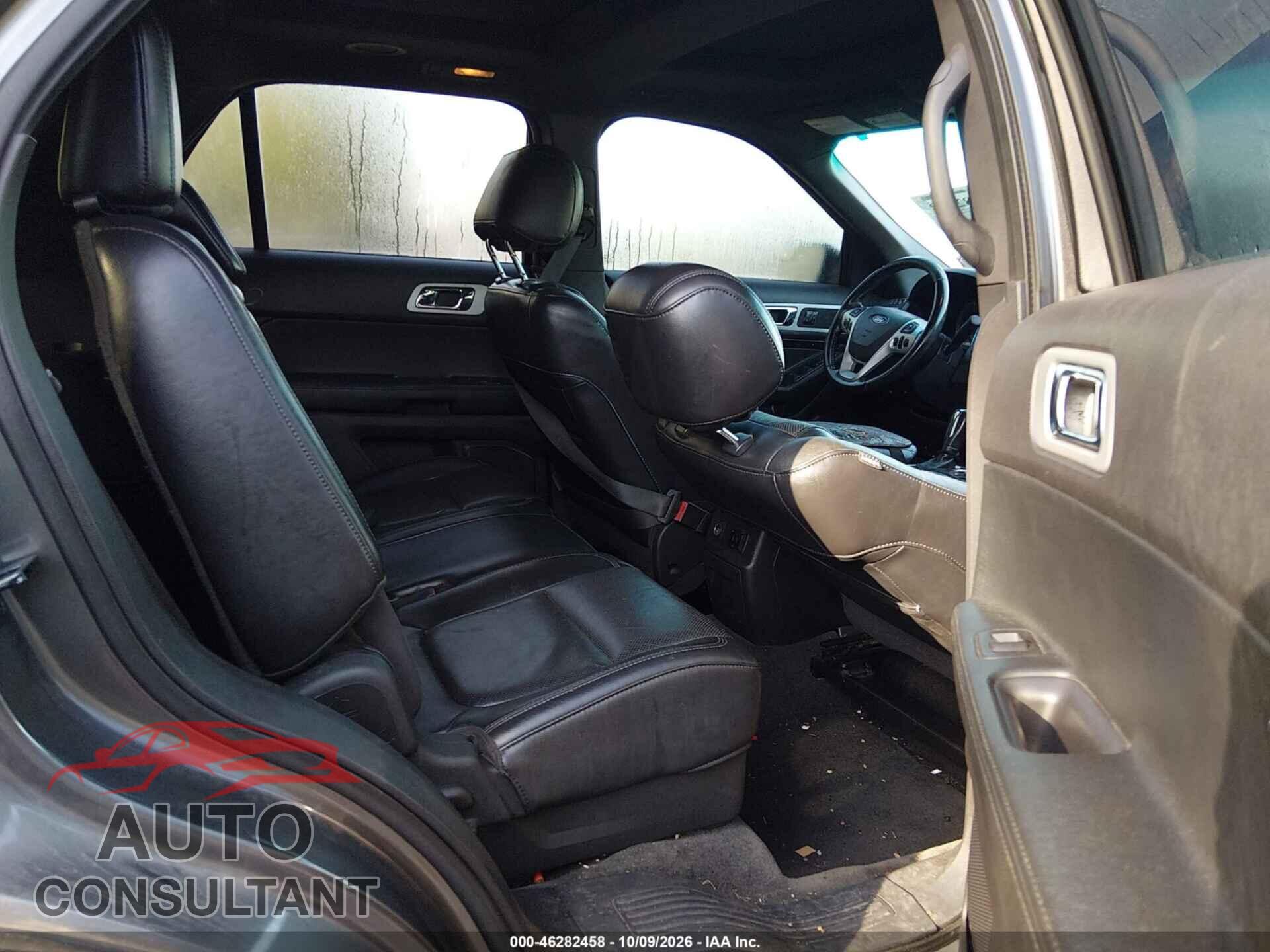 FORD EXPLORER 2011 - 1FMHK8F82BGA30907