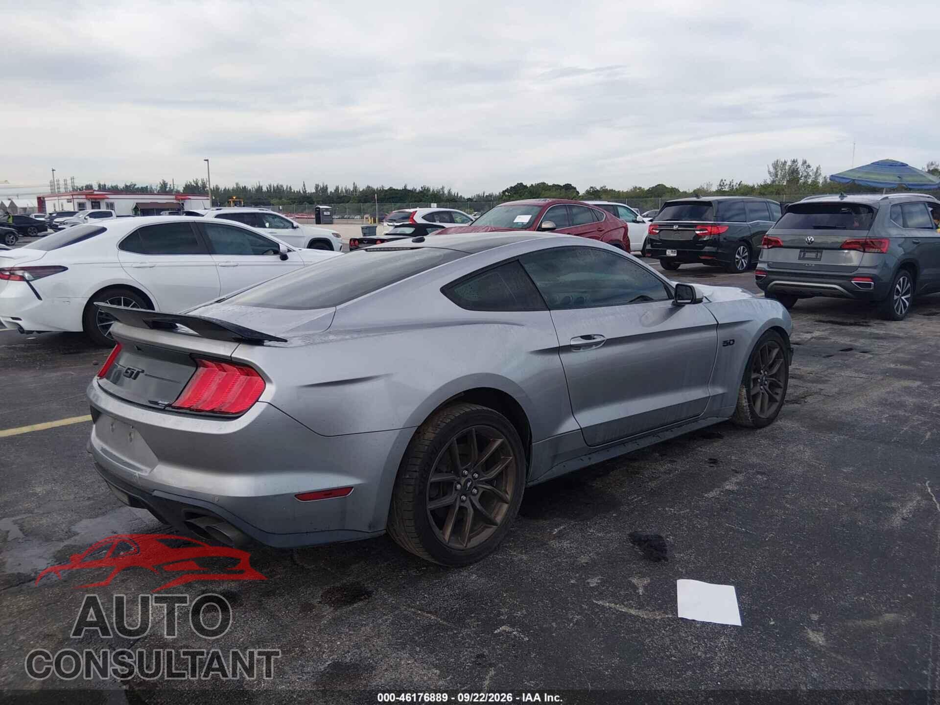 FORD MUSTANG 2020 - 1FA6P8CF4L5132860