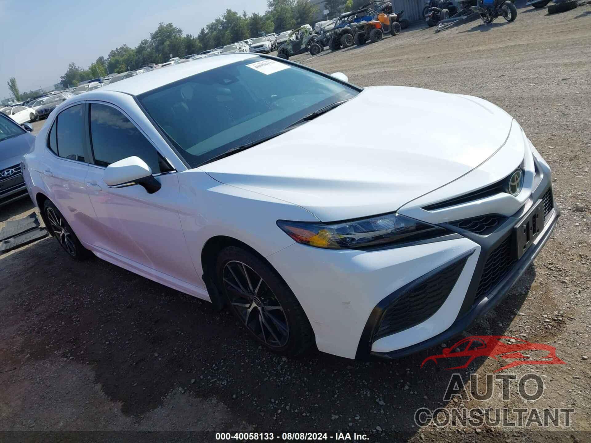 TOYOTA CAMRY 2022 - 4T1G11AK7NU050584