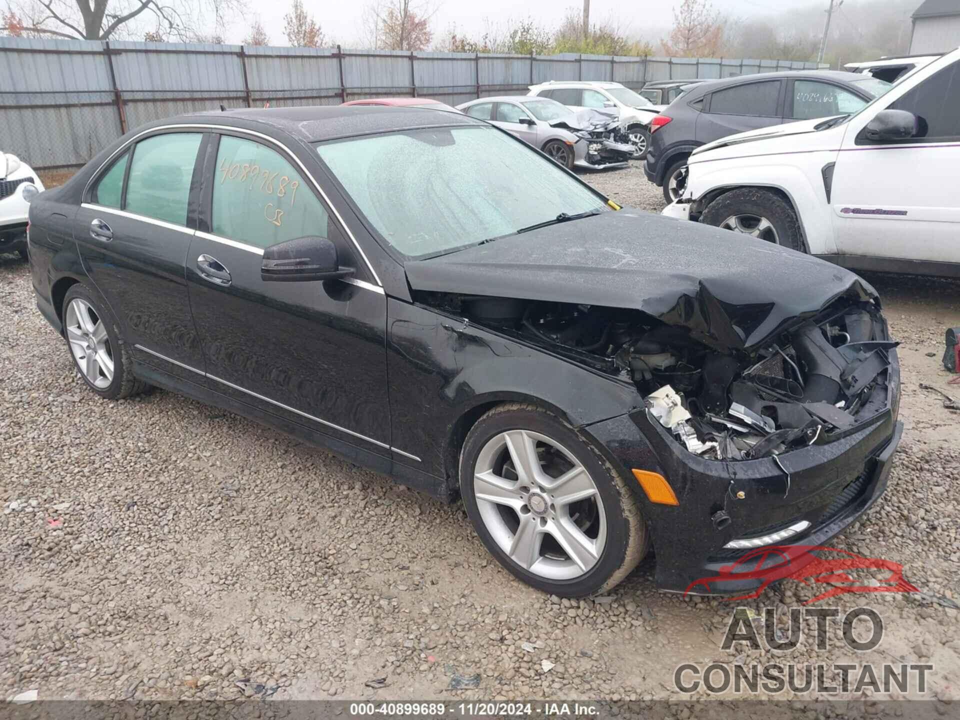 MERCEDES-BENZ C 300 2011 - WDDGF8BB7BR183010