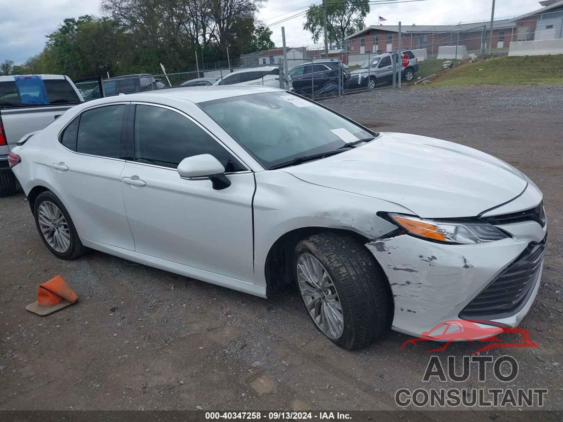 TOYOTA CAMRY 2019 - 4T1B11HK8KU811117