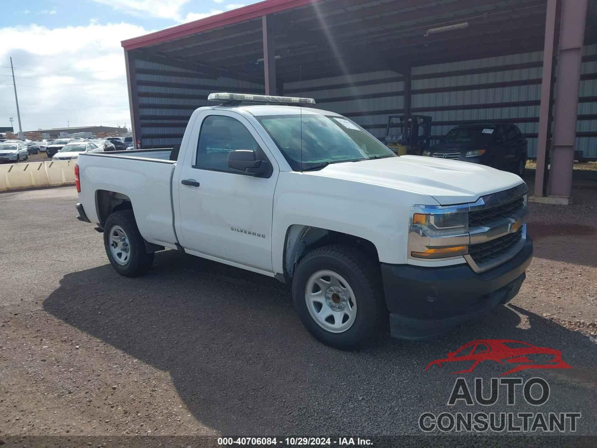 CHEVROLET SILVERADO 1500 2018 - 1GCNCNEH6JZ207532