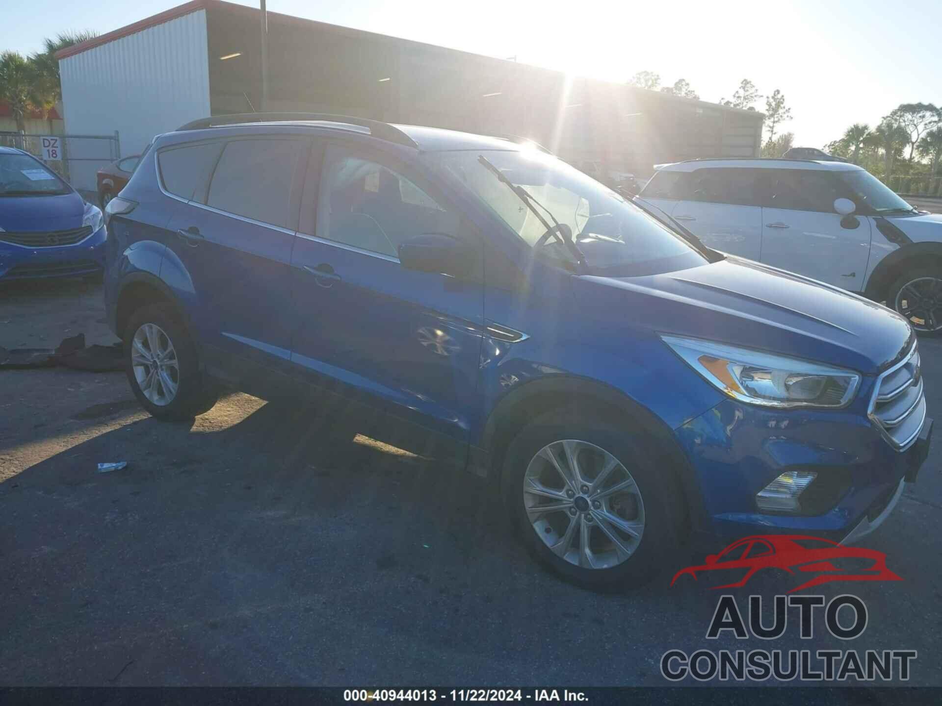 FORD ESCAPE 2018 - 1FMCU9GD4JUB18315
