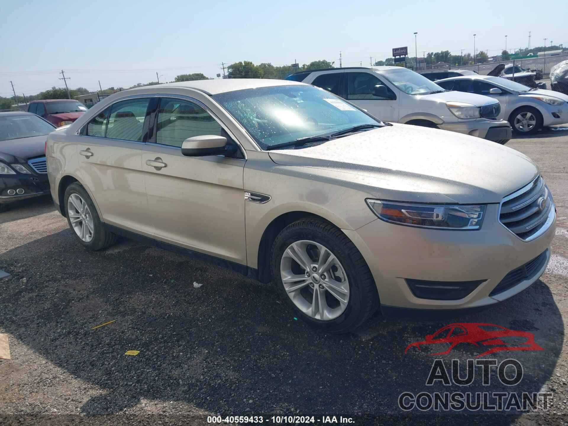 FORD TAURUS 2018 - 1FAHP2E81JG117268