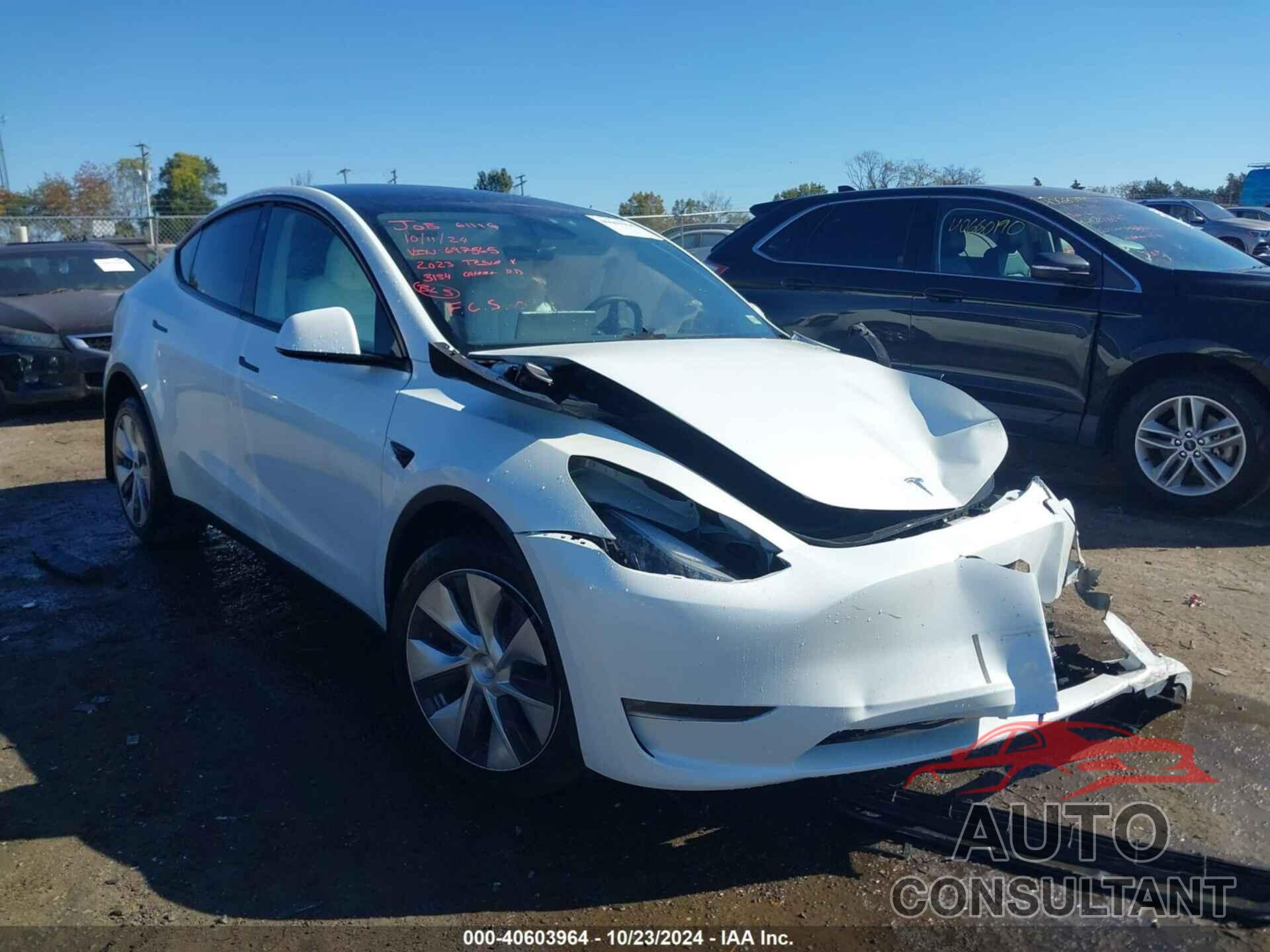 TESLA MODEL Y 2023 - 7SAYGDEE0PF697565