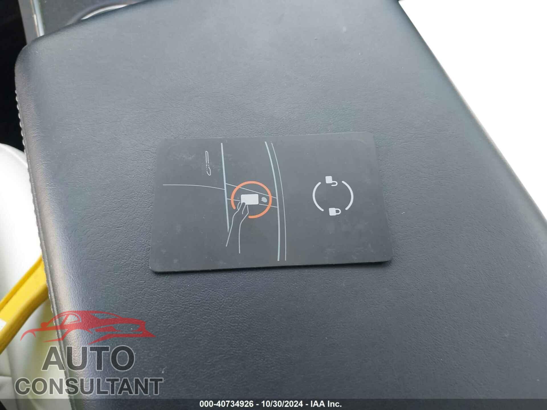 TESLA MODEL 3 2018 - 5YJ3E1EB7JF074503