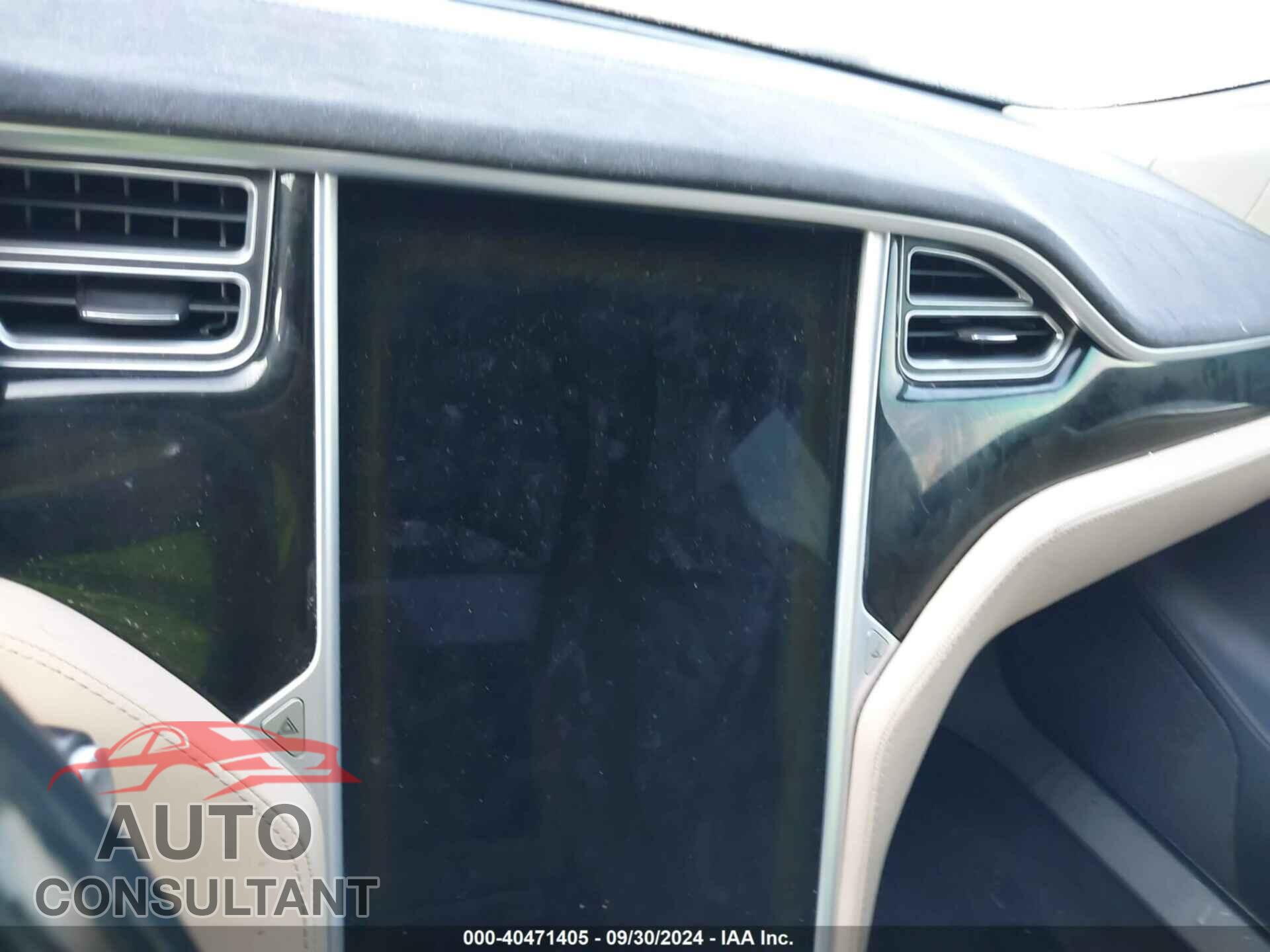 TESLA MODEL S 2015 - 5YJSA1E43FF112342