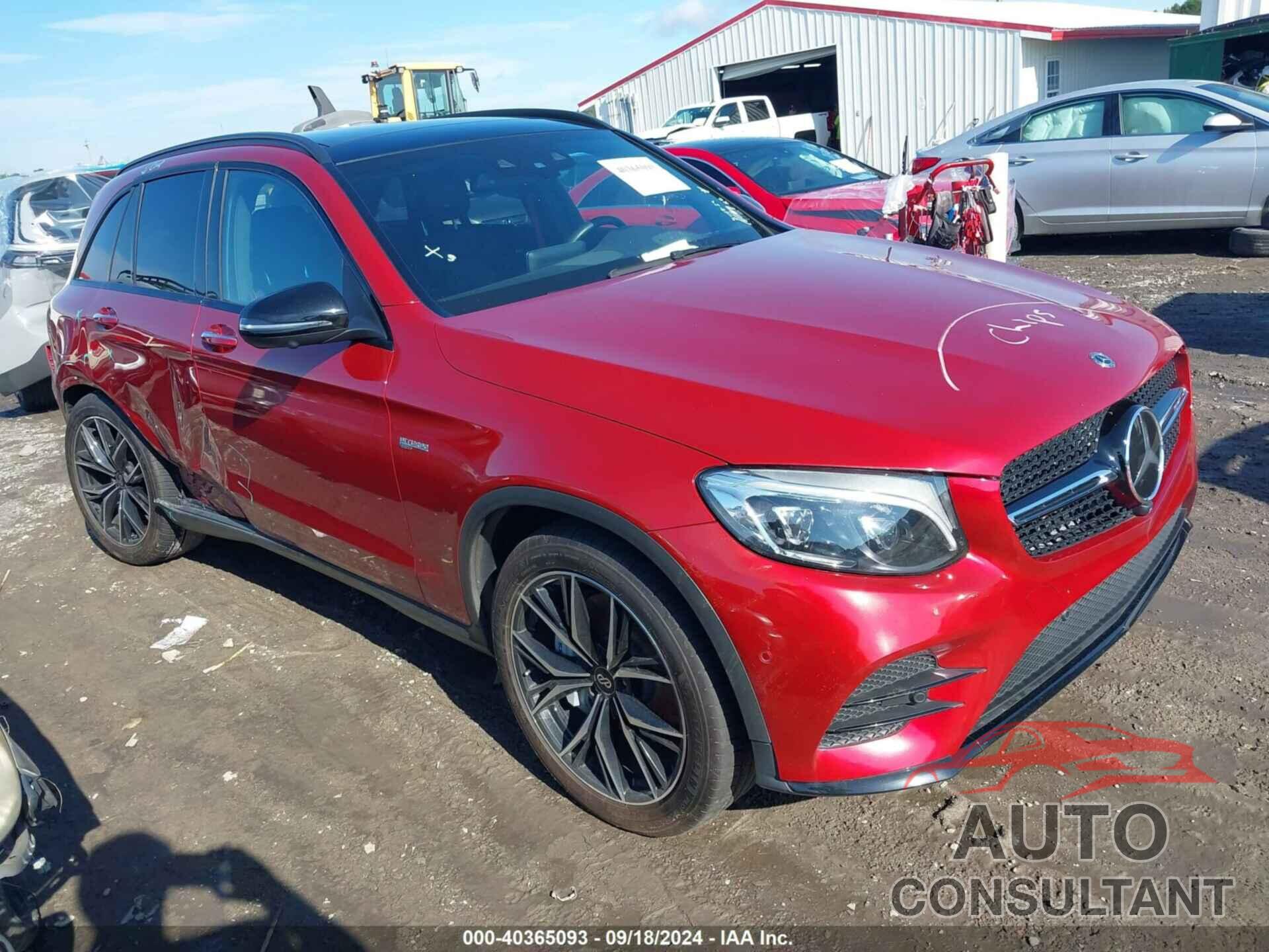 MERCEDES-BENZ AMG GLC 43 2018 - WDC0G6EB0JF403798