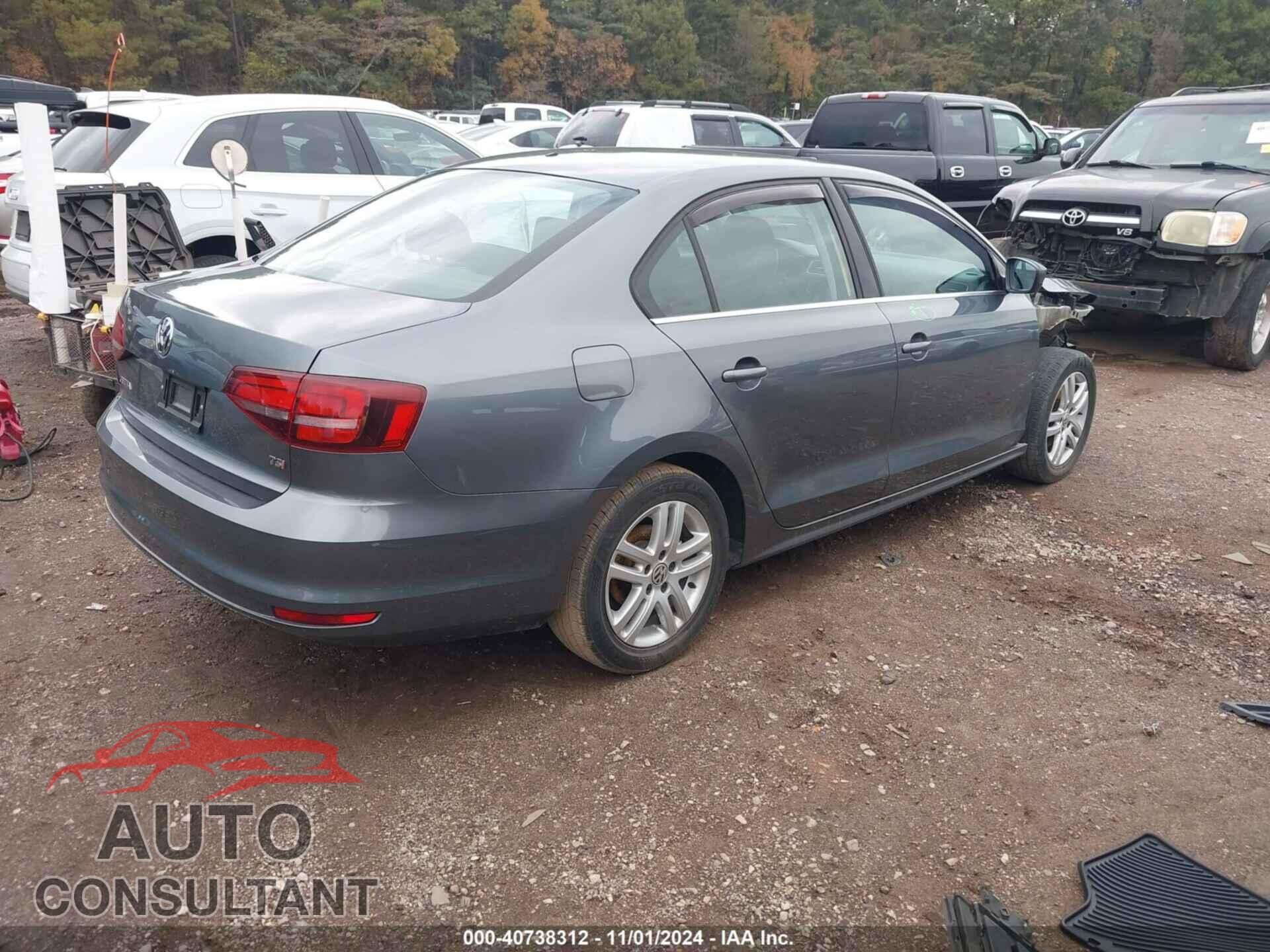 VOLKSWAGEN JETTA 2017 - 3VW2B7AJ4HM217740
