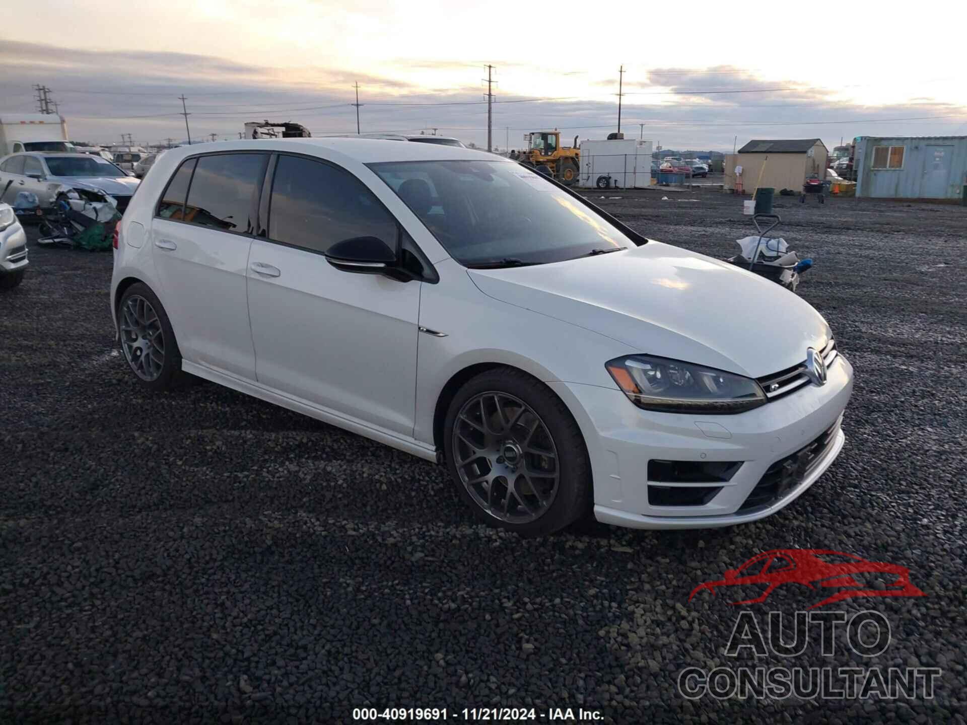 VOLKSWAGEN GOLF R 2017 - WVWVF7AU8HW187009