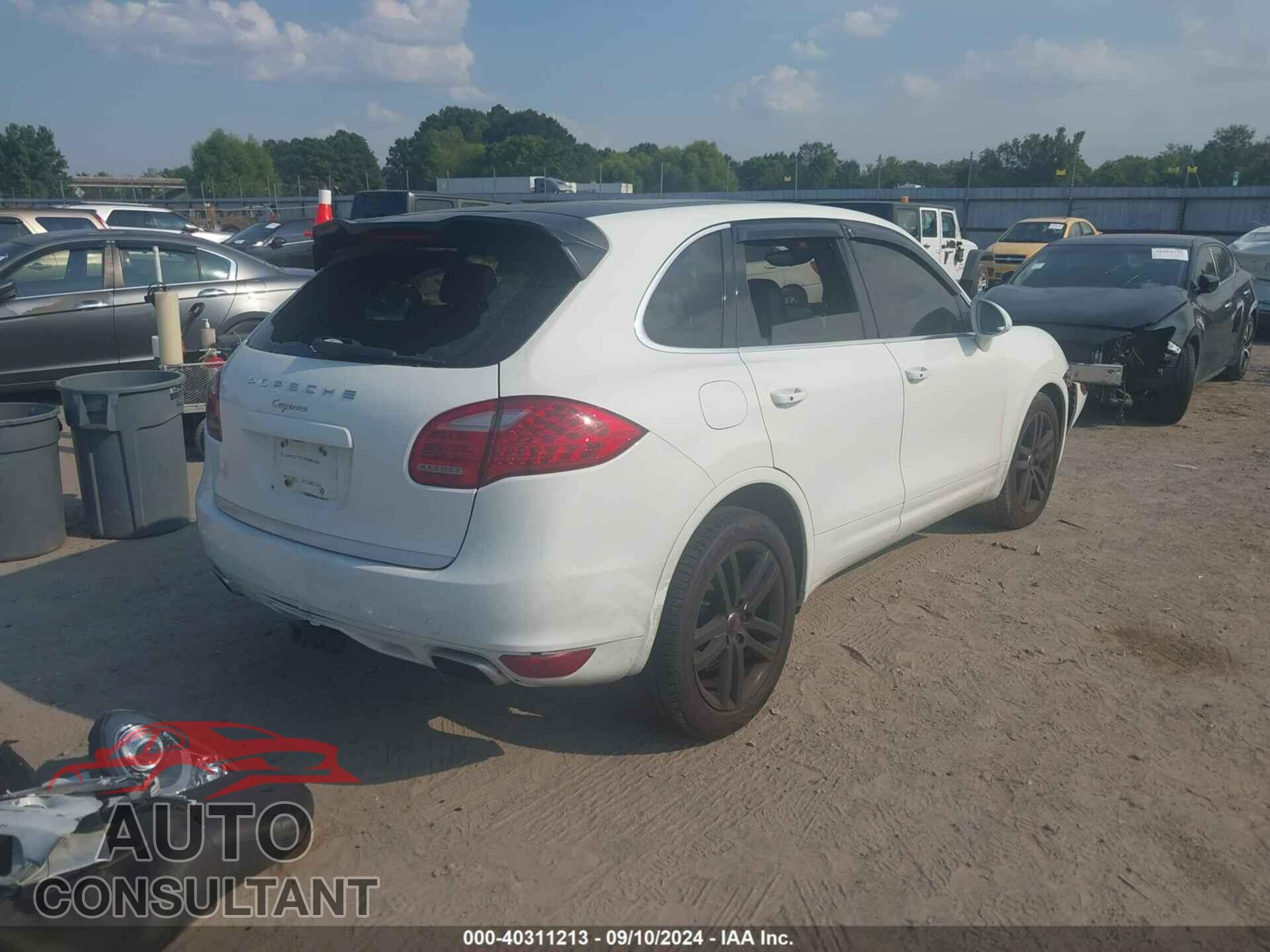 PORSCHE CAYENNE 2013 - WP1AA2A23DLA01689