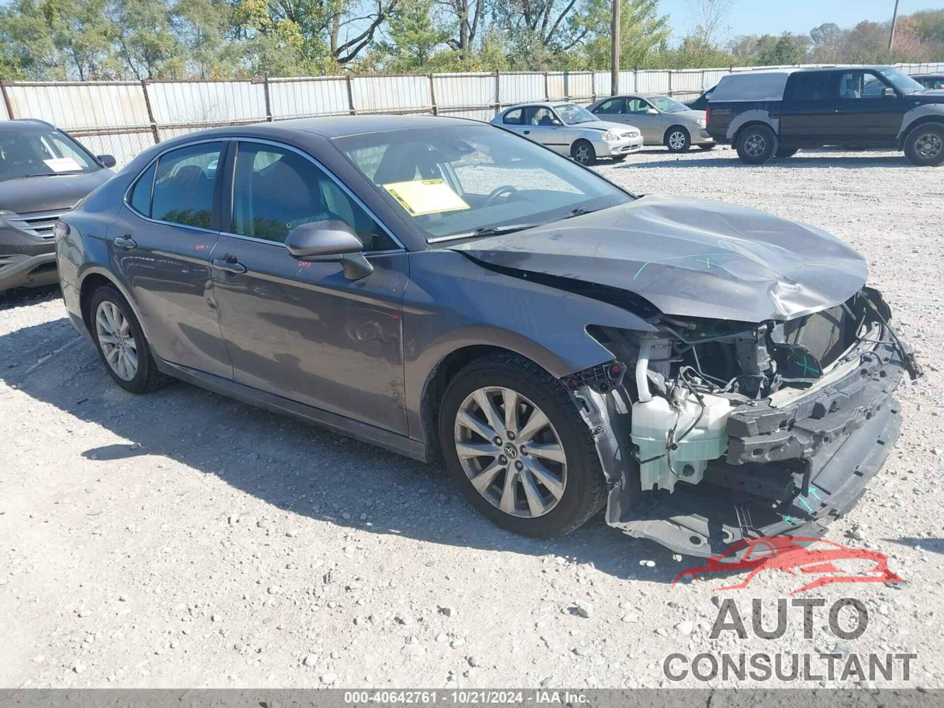 TOYOTA CAMRY 2018 - 4T1B11HK5JU567635