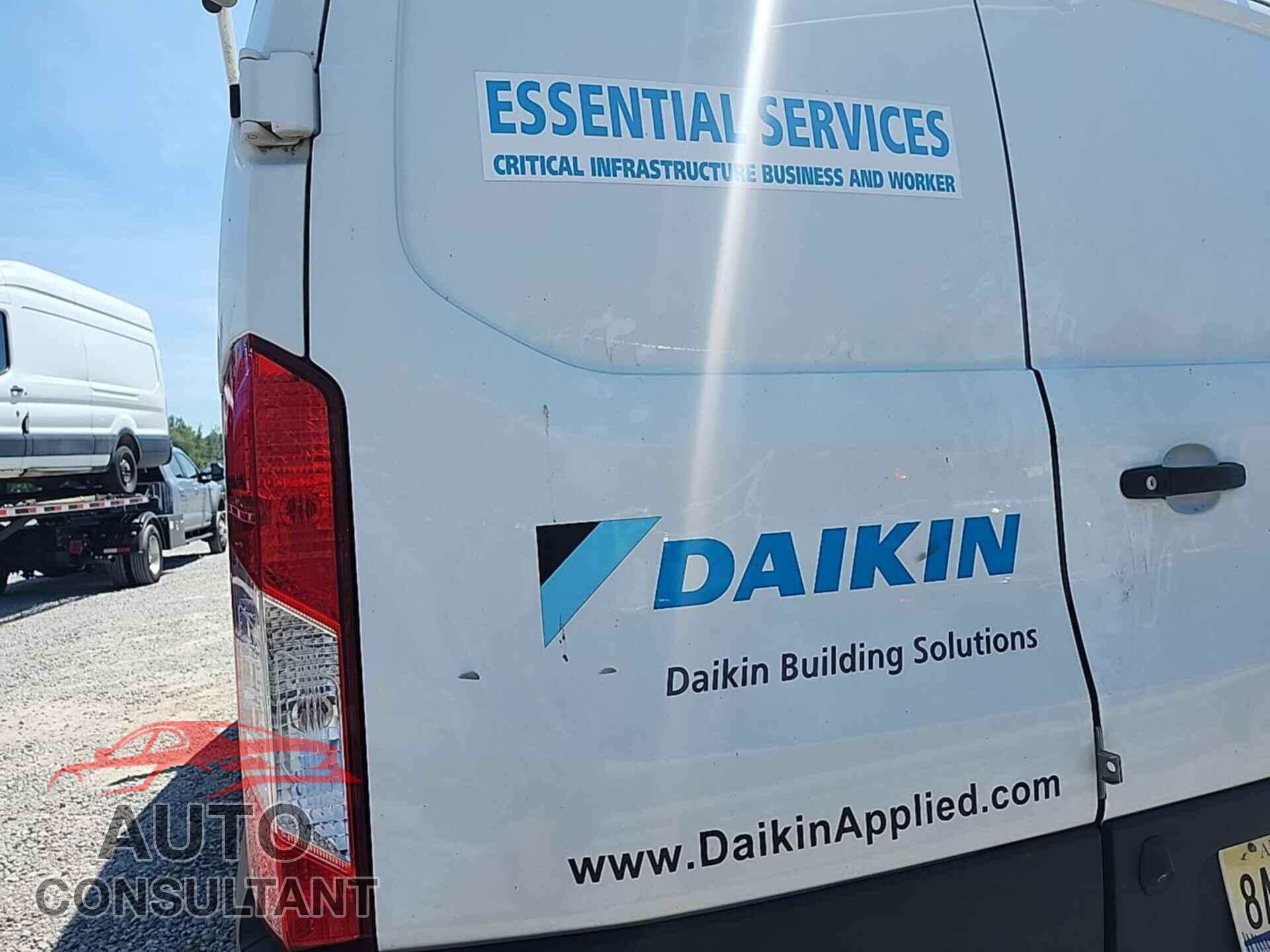 FORD TRANSIT 2019 - 1FTYR1YG7KKB08574