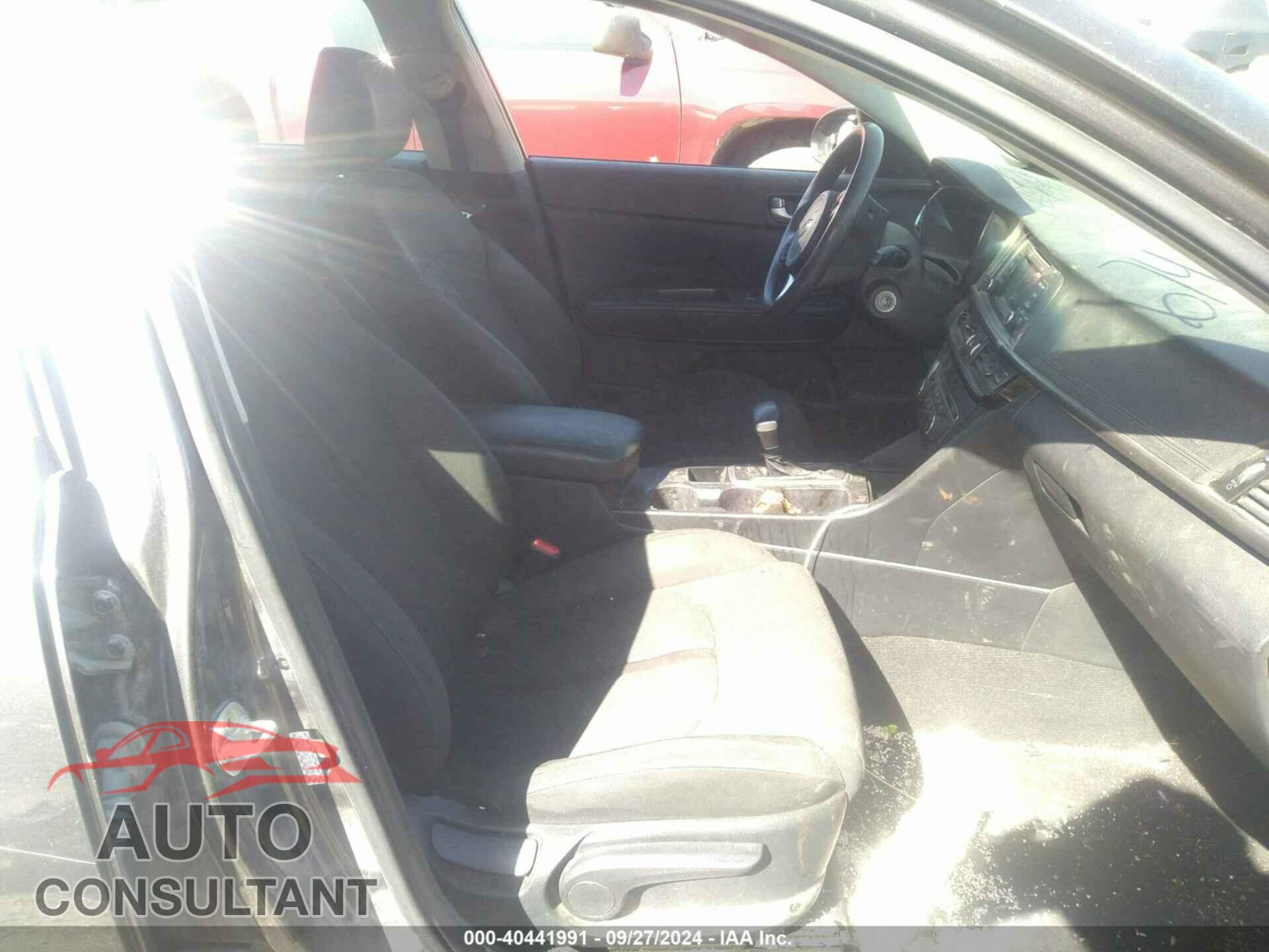 KIA OPTIMA 2017 - KNAGT4L37H5179264