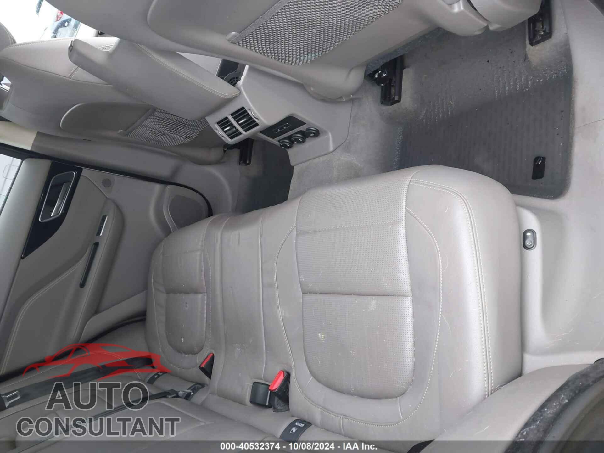 JAGUAR F-PACE 2017 - SADCL2BV4HA882499