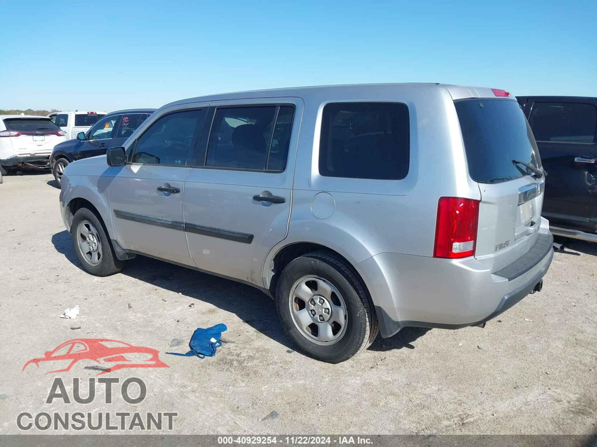 HONDA PILOT 2011 - 5FNYF3H23BB039808