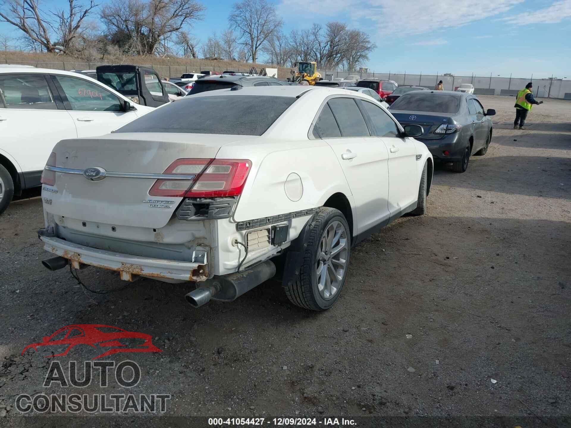 FORD TAURUS 2015 - 1FAHP2F86FG118146
