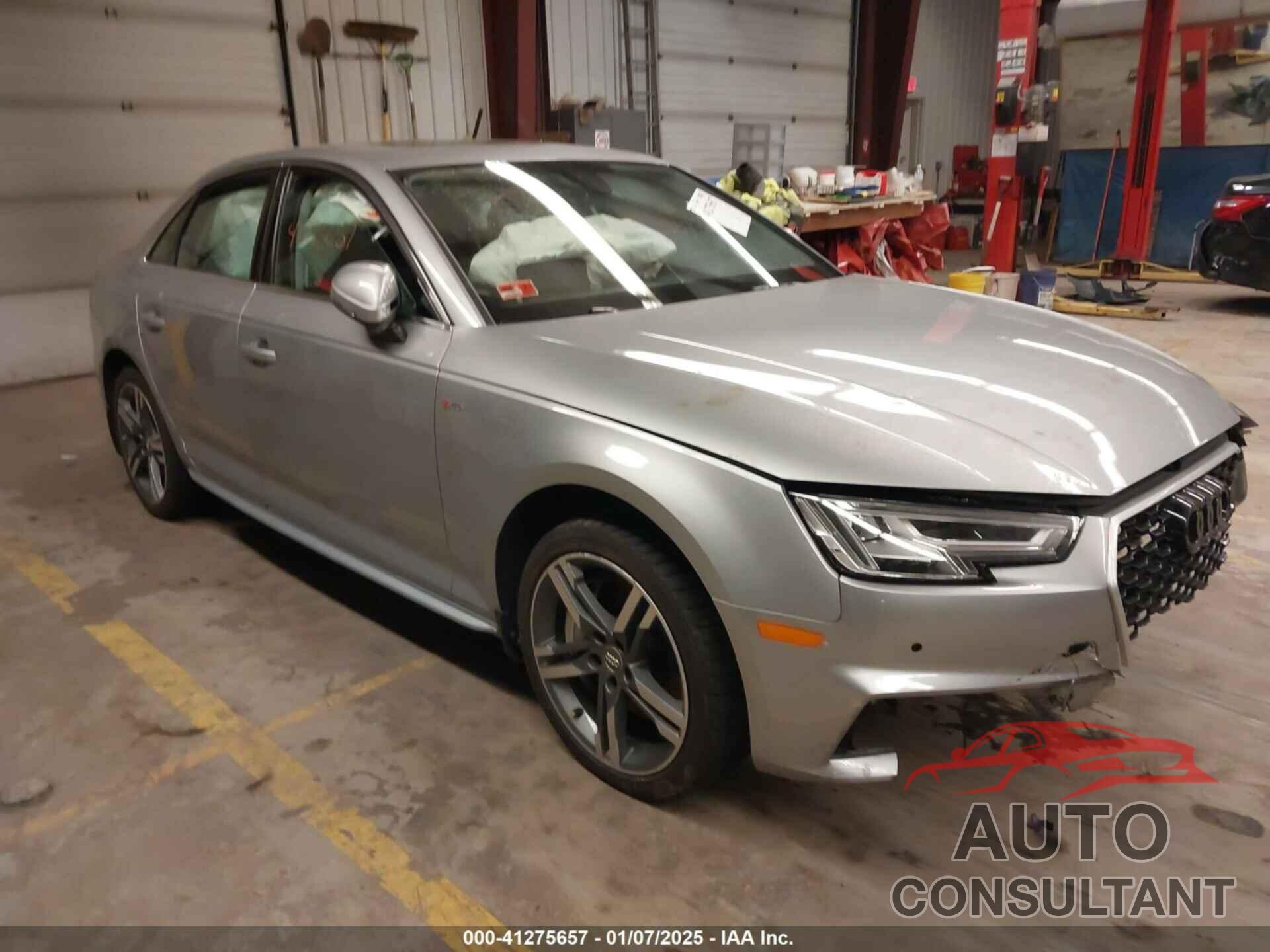 AUDI A4 2018 - WAUENAF41JA134435