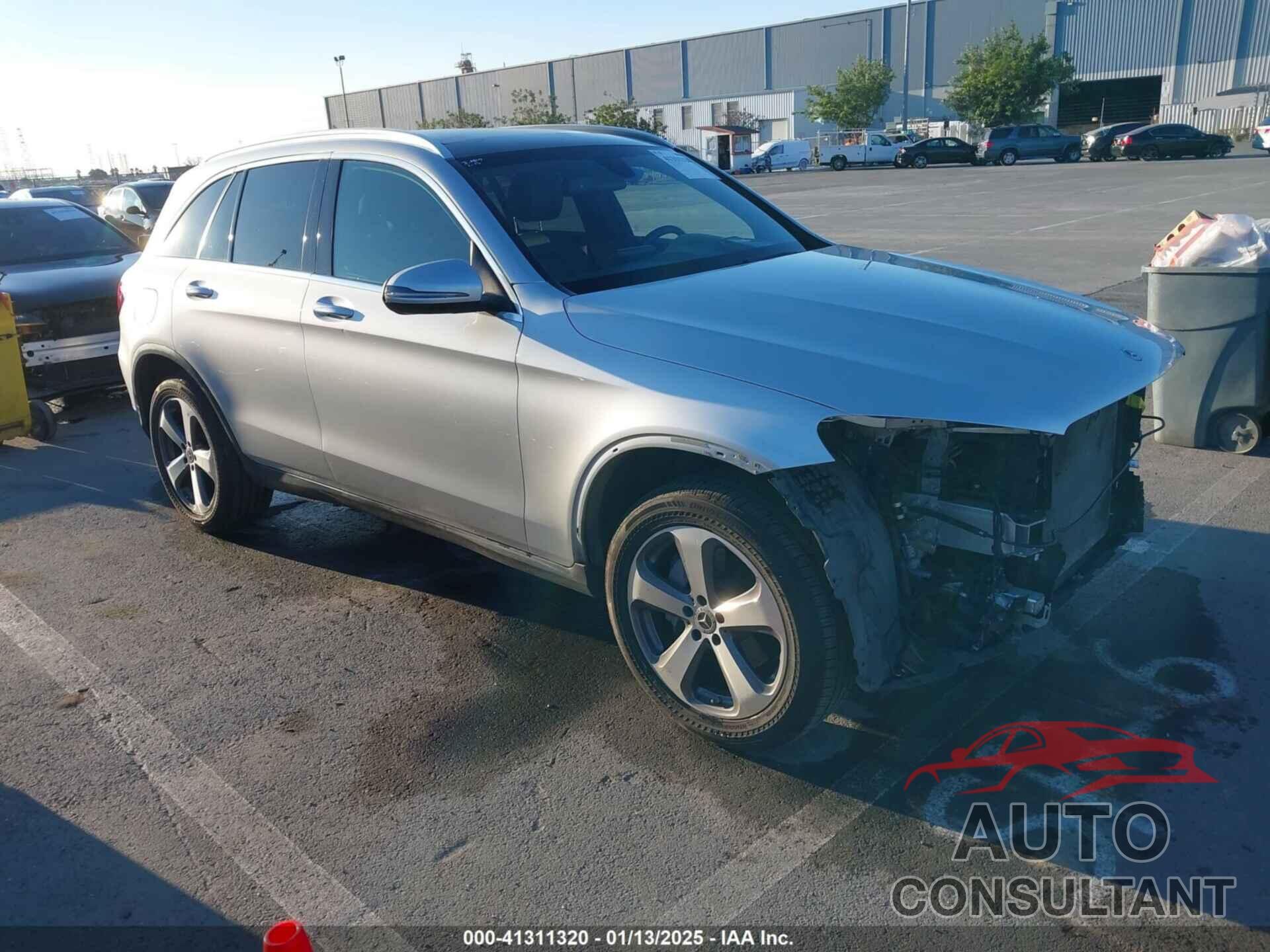 MERCEDES-BENZ GLC 300 2019 - WDC0G4KB2KV119069