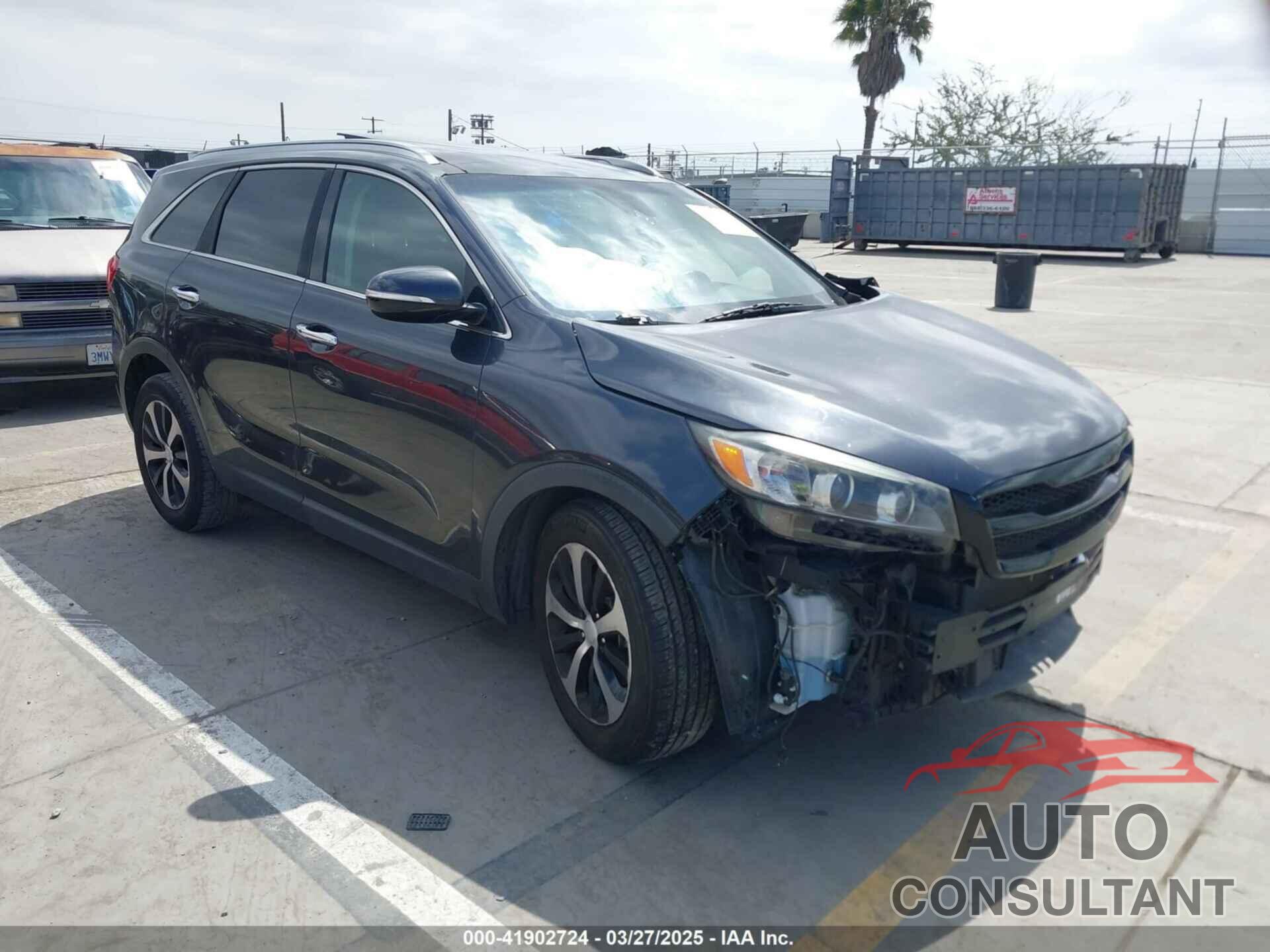 KIA SORENTO 2017 - 5XYPH4A51HG318594