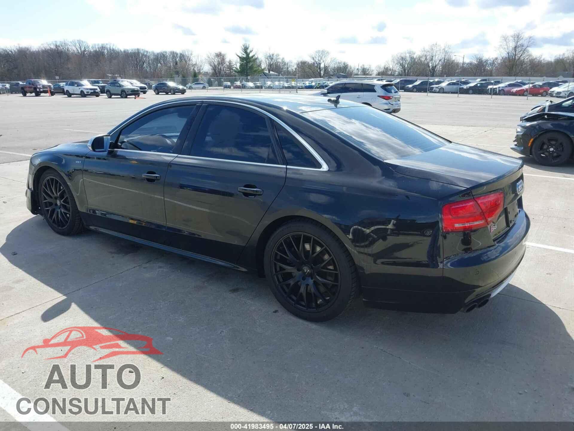 AUDI S8 2013 - WAUD2AFD6DN021372