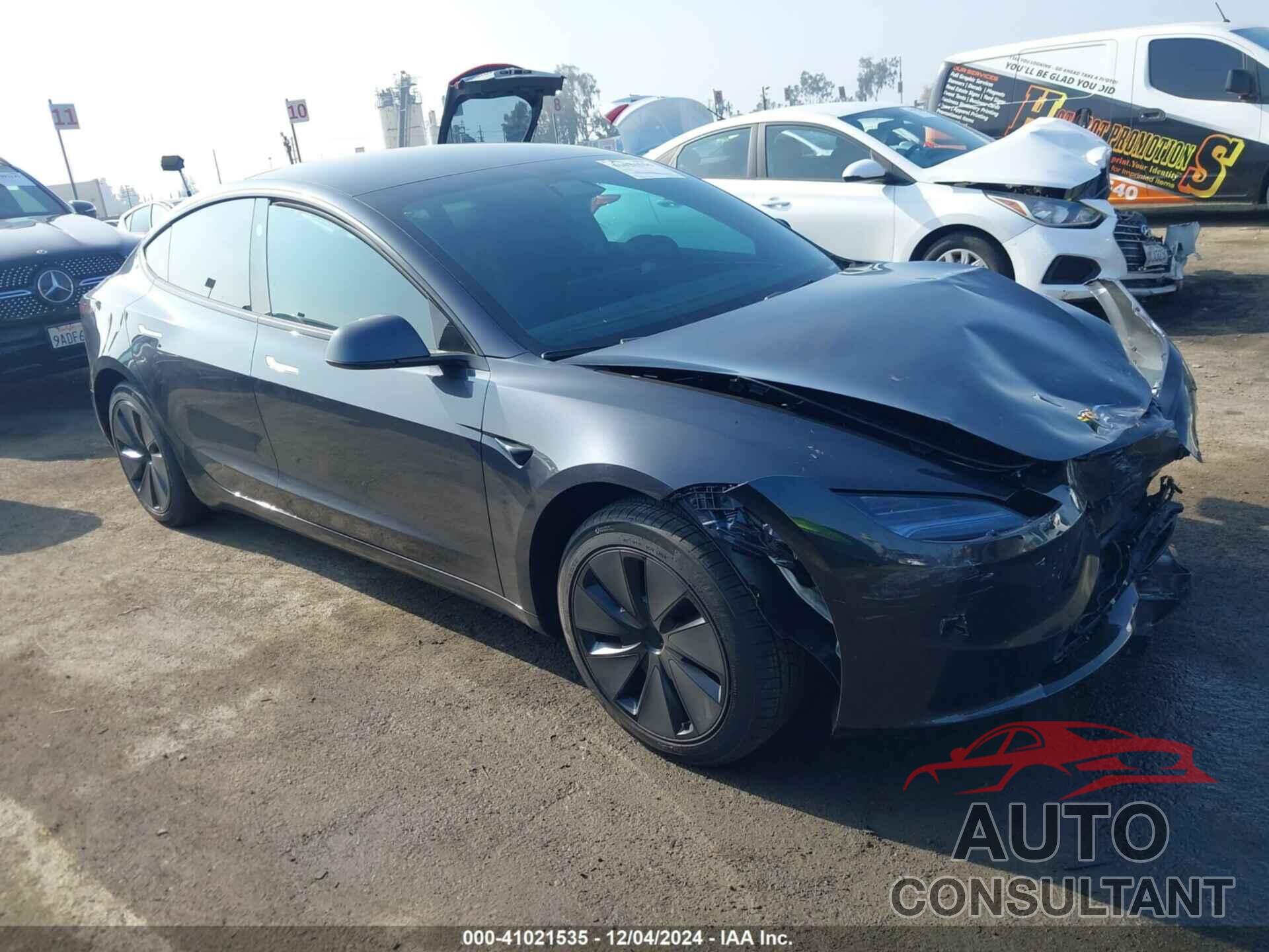 TESLA MODEL 3 2025 - 5YJ3E1EA2SF876935