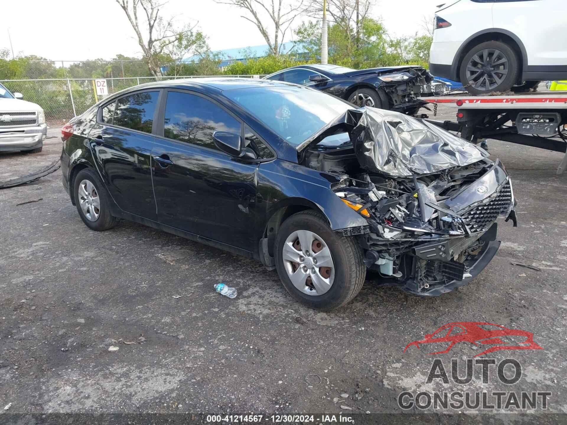 KIA FORTE 2018 - 3KPFK4A74JE230690