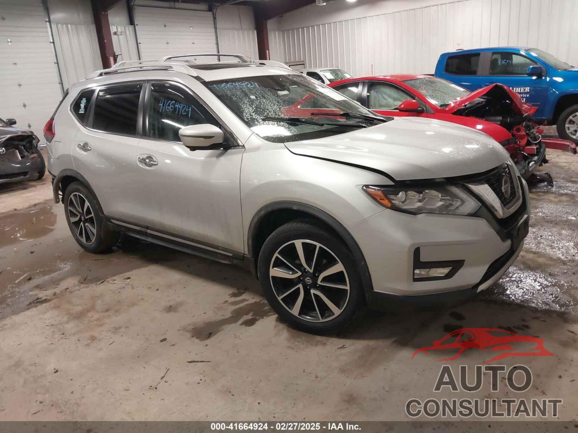 NISSAN ROGUE 2018 - JN8AT2MV7JW343162