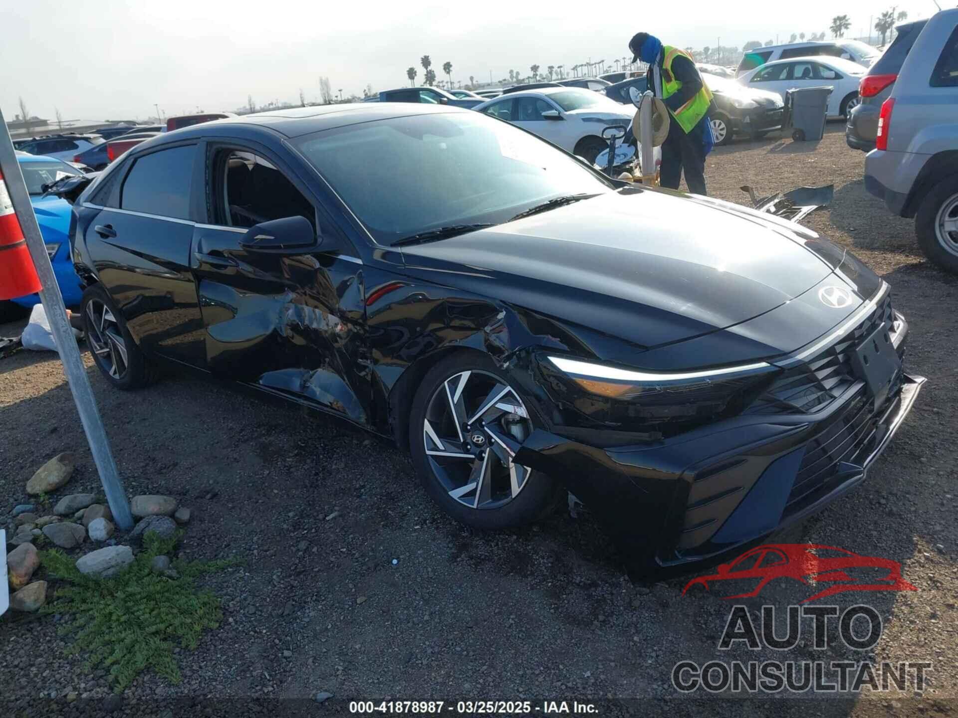 HYUNDAI ELANTRA 2024 - KMHLS4DG3RU670889