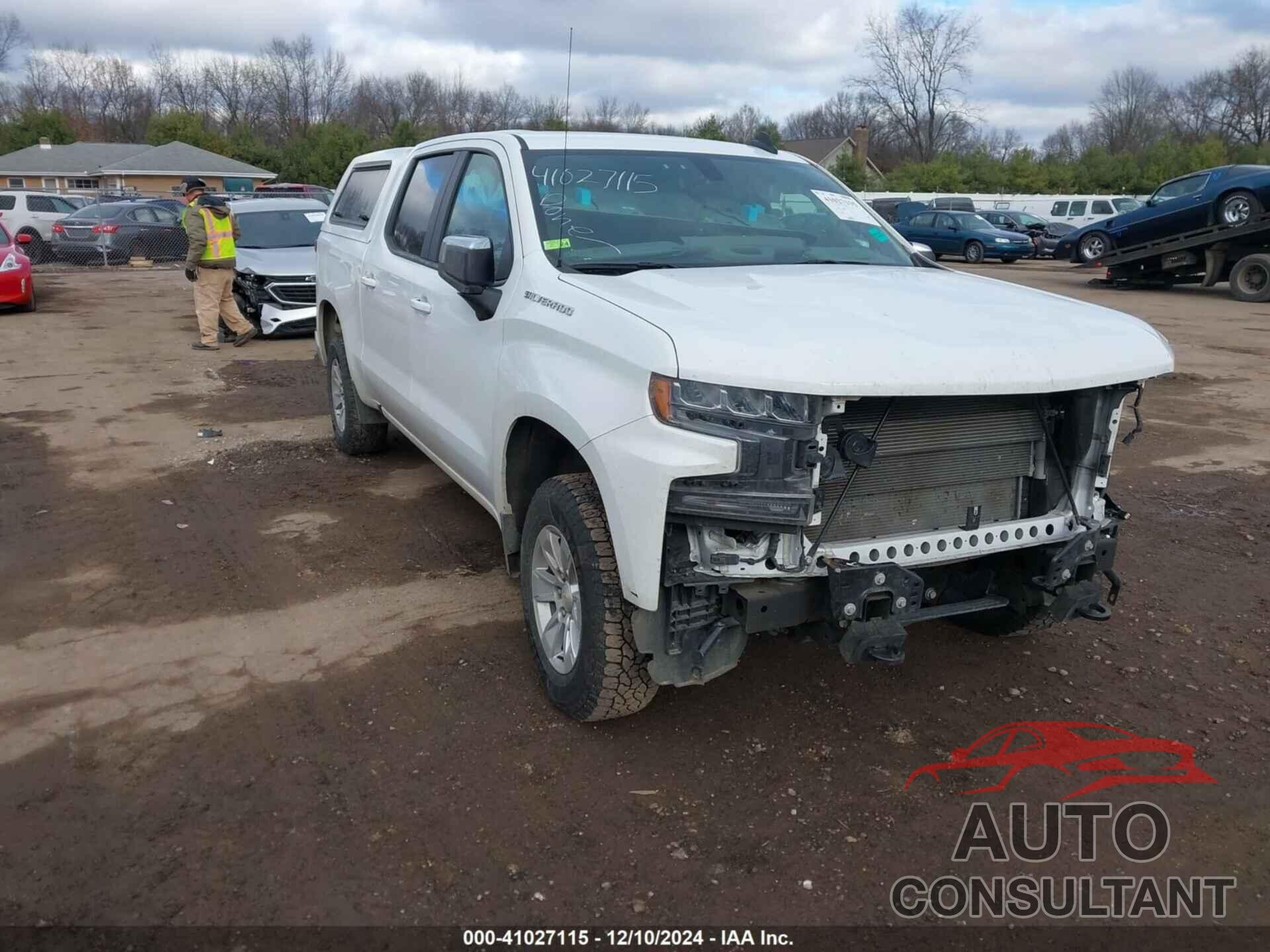 CHEVROLET SILVERADO 1500 2021 - 1GCUYDED0MZ406696