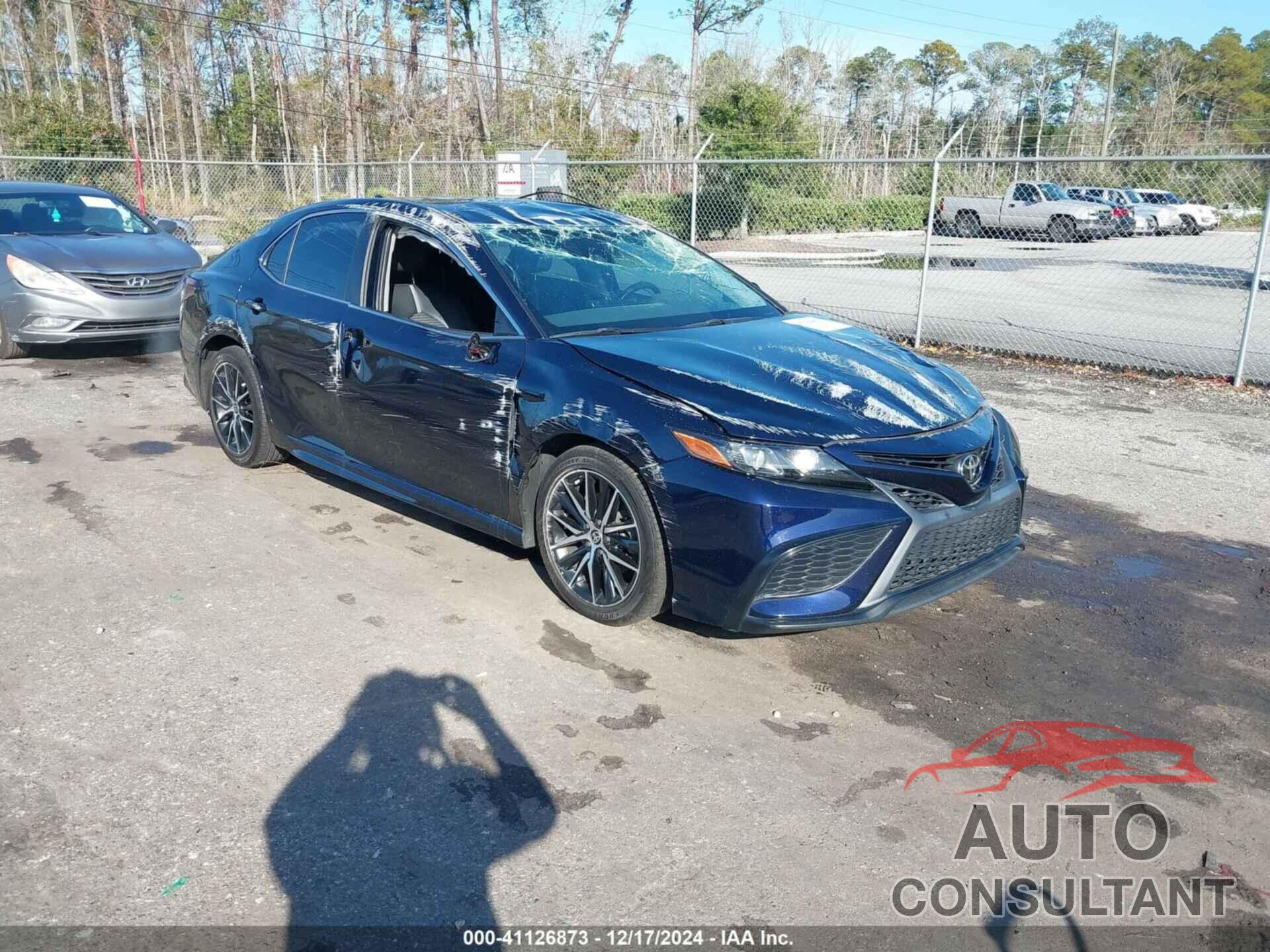 TOYOTA CAMRY 2021 - 4T1G11AK8MU603242