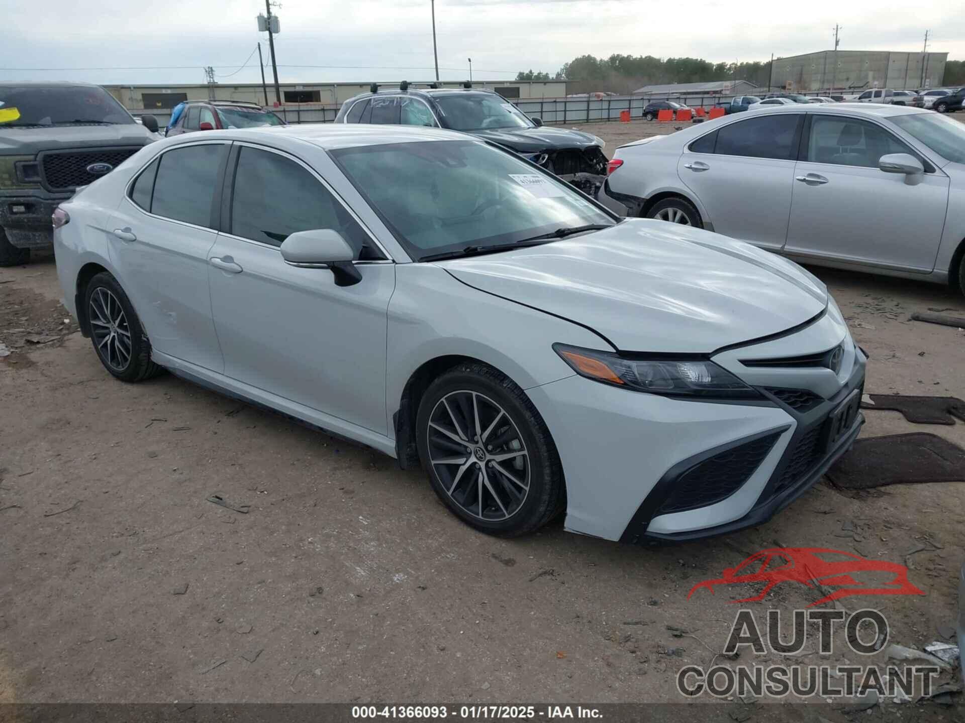 TOYOTA CAMRY 2023 - 4T1G11AK8PU123951