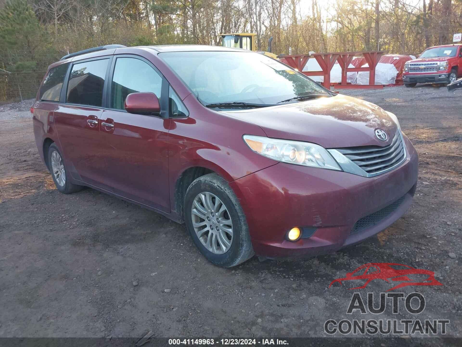 TOYOTA SIENNA 2011 - 5TDYK3DC7BS028560