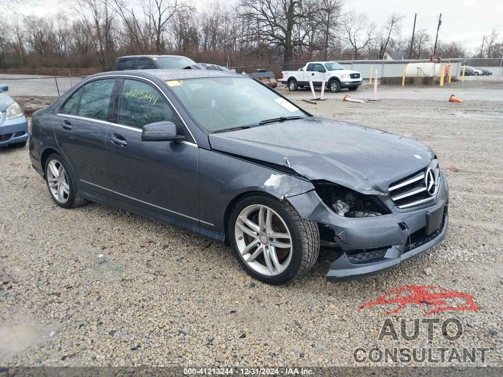 MERCEDES-BENZ C 300 2014 - WDDGF8AB1ER313708